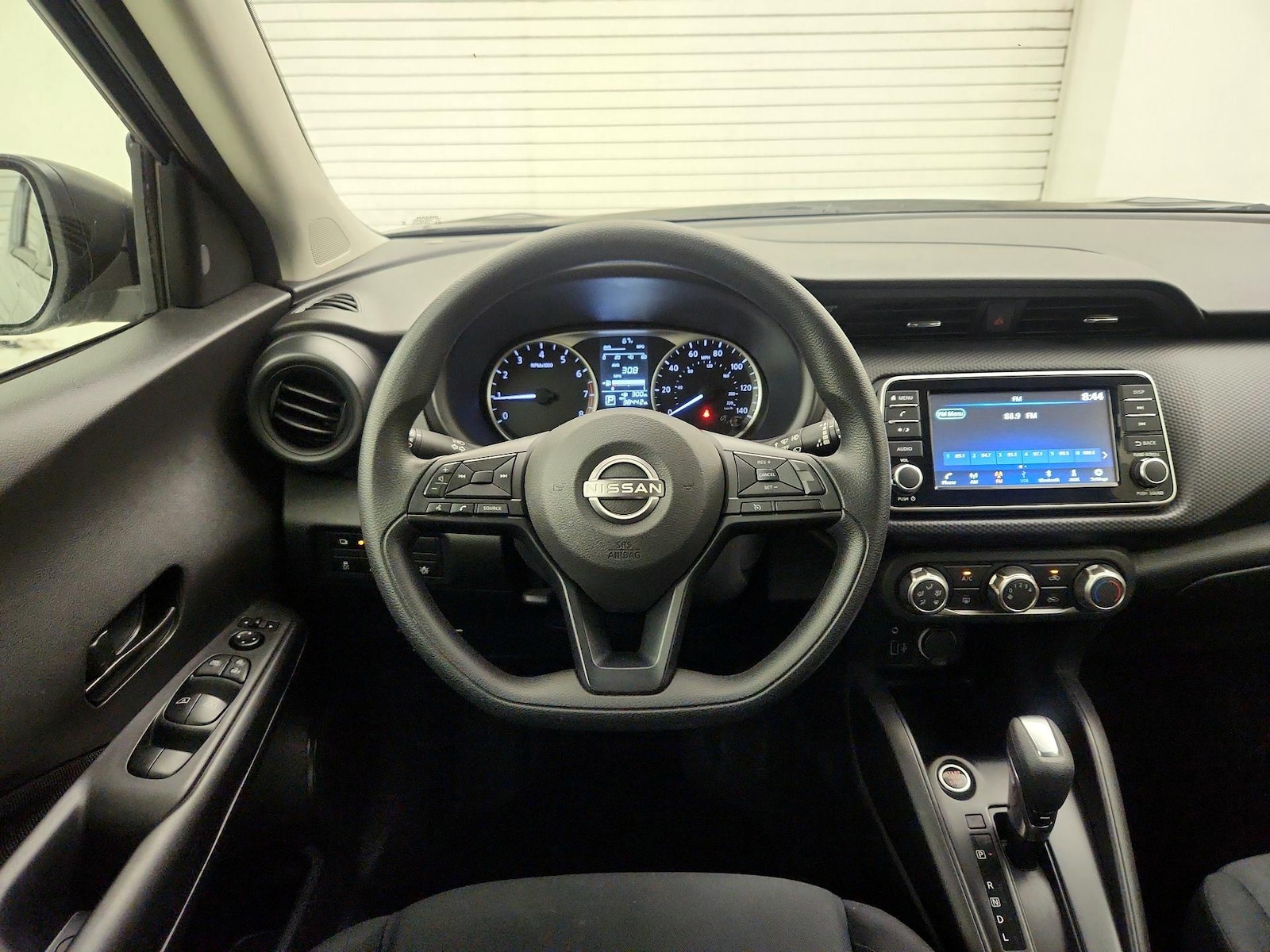 2023 Nissan Kicks S - Photo 11