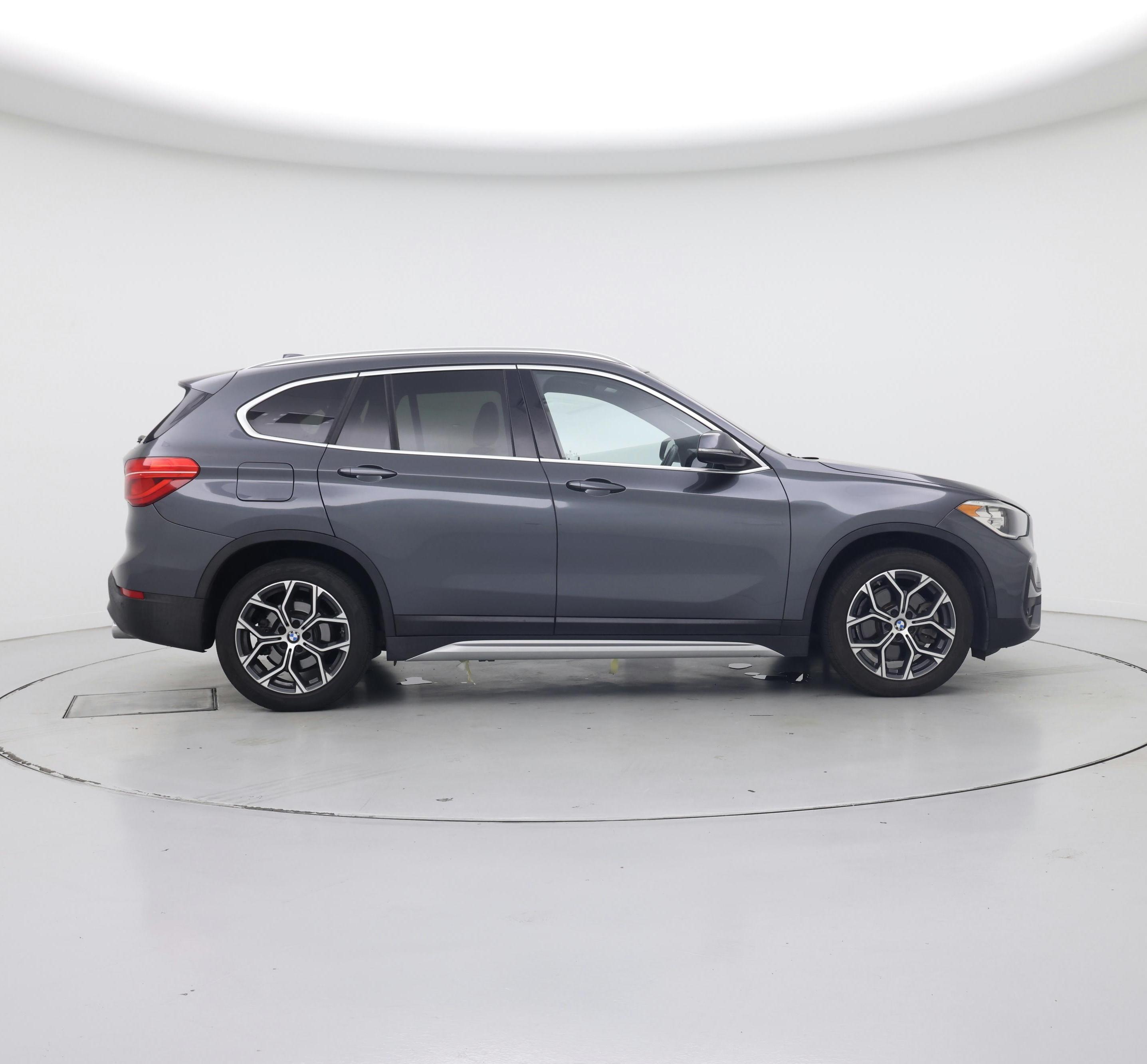 Thumbnail: 2021 BMW X1 - 7