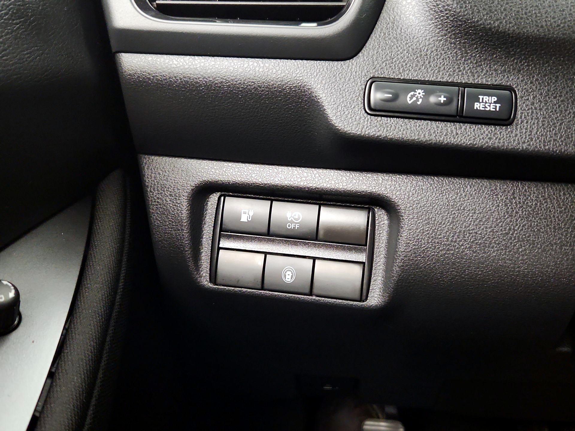 Thumbnail: 2023 Nissan Leaf - 13