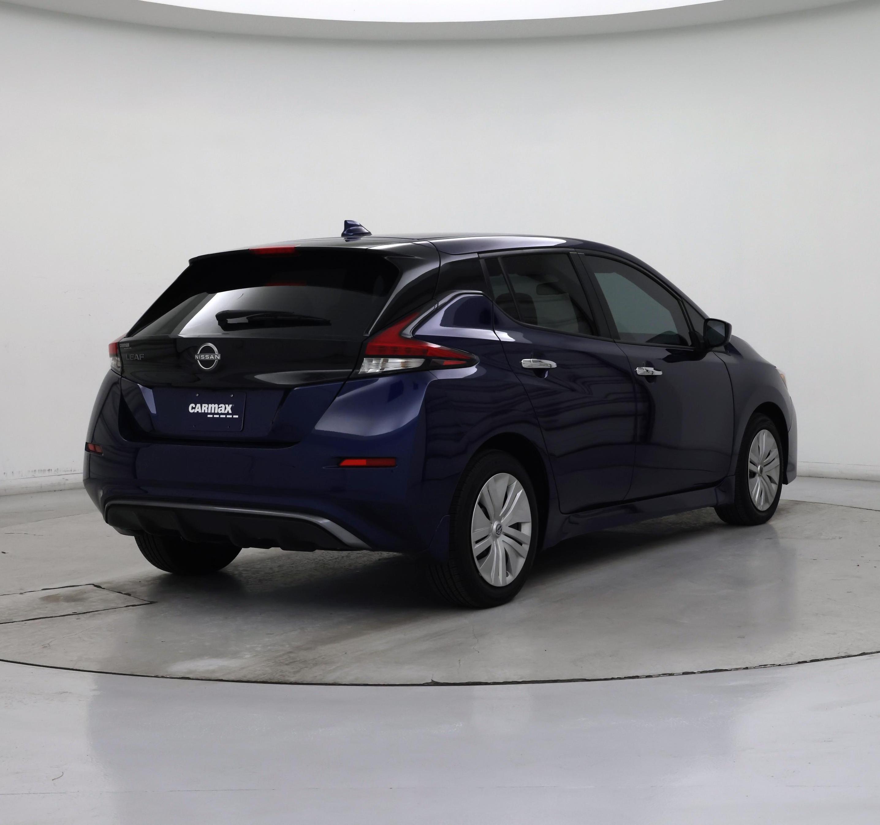 Thumbnail: 2023 Nissan Leaf - 8