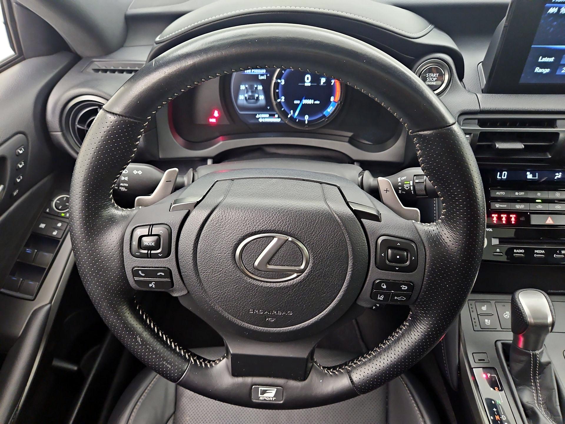 Thumbnail: 2024 Lexus IS - 10