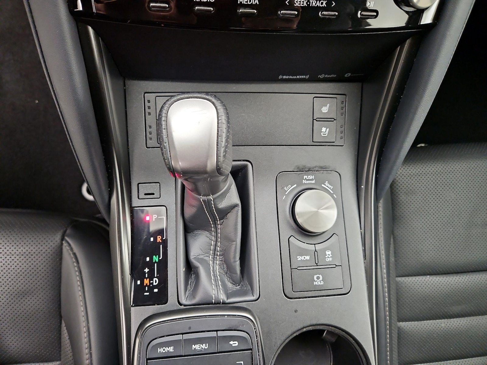 2024 Lexus IS 350 F SPORT - Photo 18