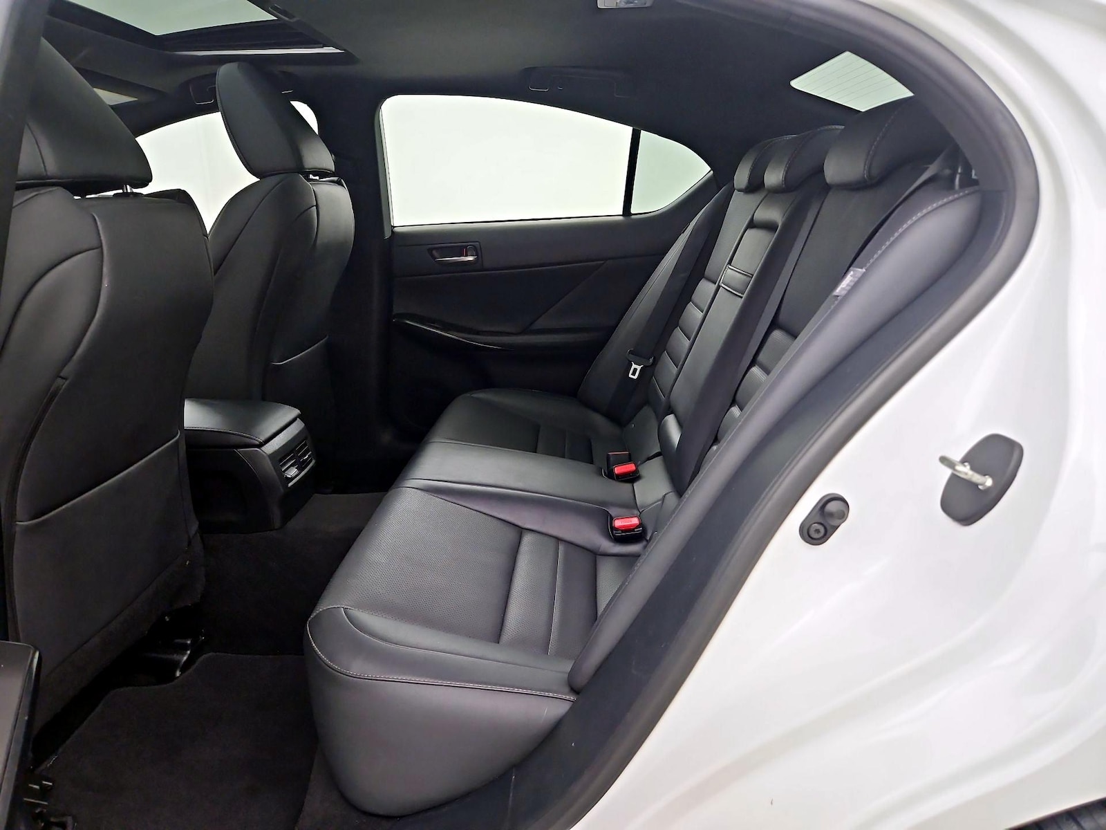 2024 Lexus IS 350 F SPORT - Photo 21