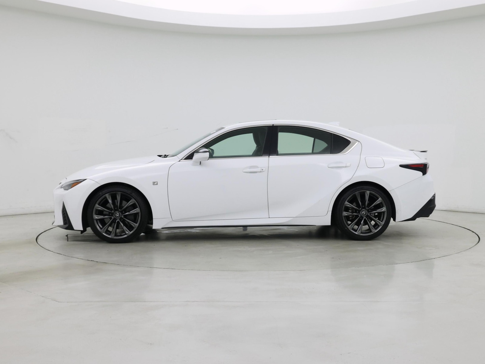 2024 Lexus IS 350 F SPORT - Photo 4