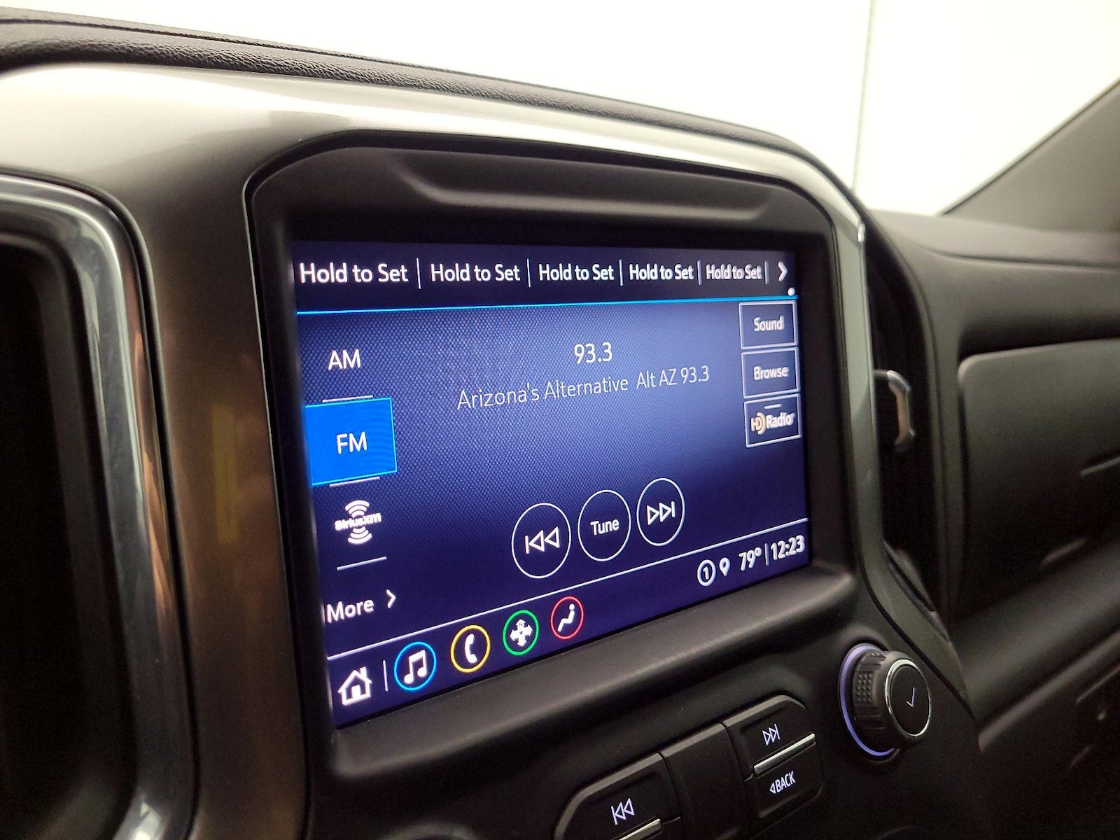 2021 Chevrolet Silverado 1500 RST - Photo 16