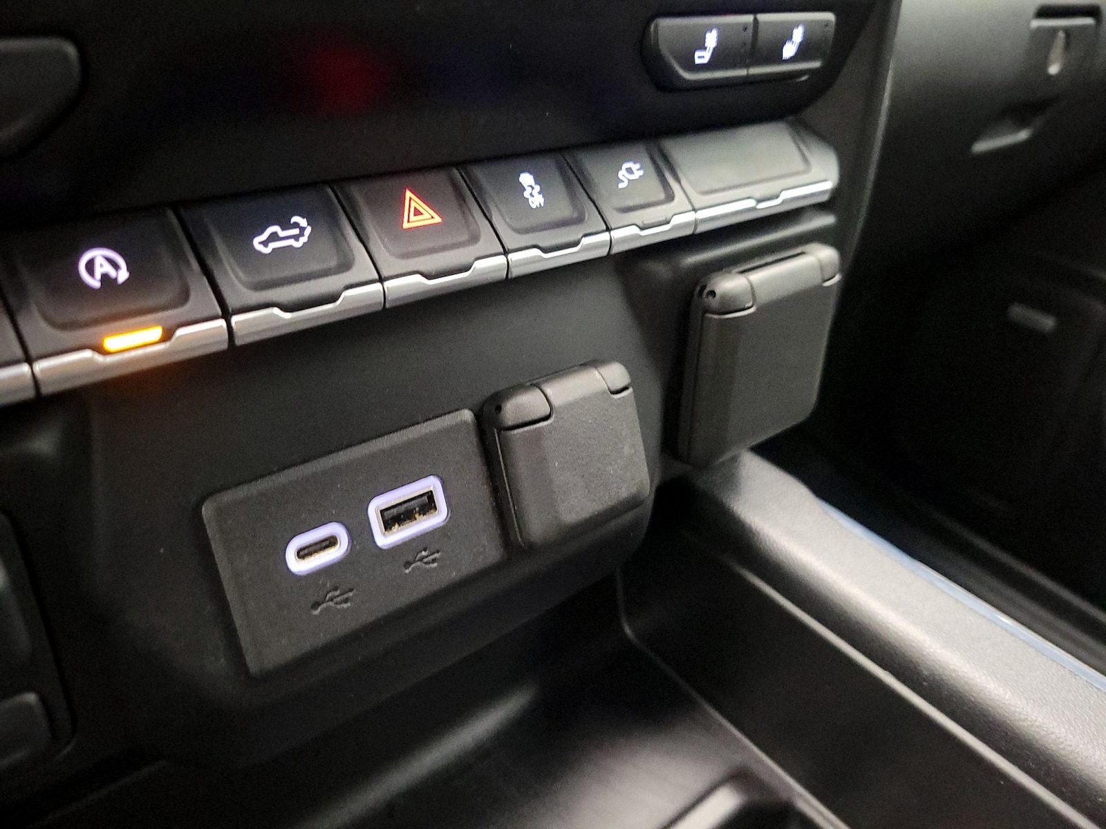 2021 Chevrolet Silverado 1500 RST - Photo 19