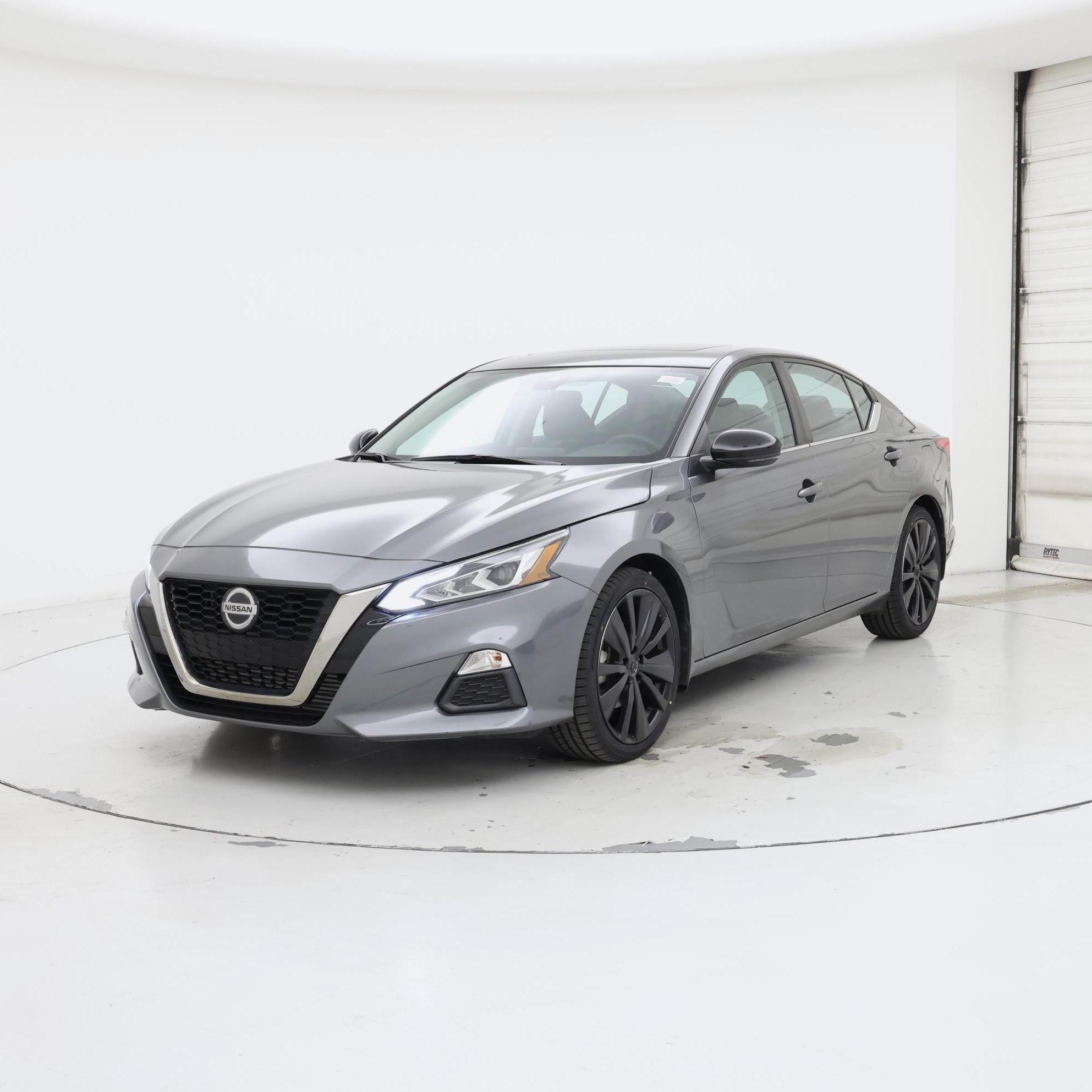 Thumbnail: 2021 Nissan Altima - 4