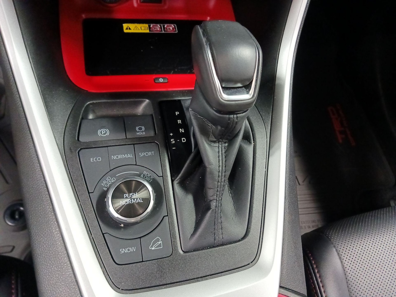 2022 Toyota RAV4 TRD Off-Road - Photo 16