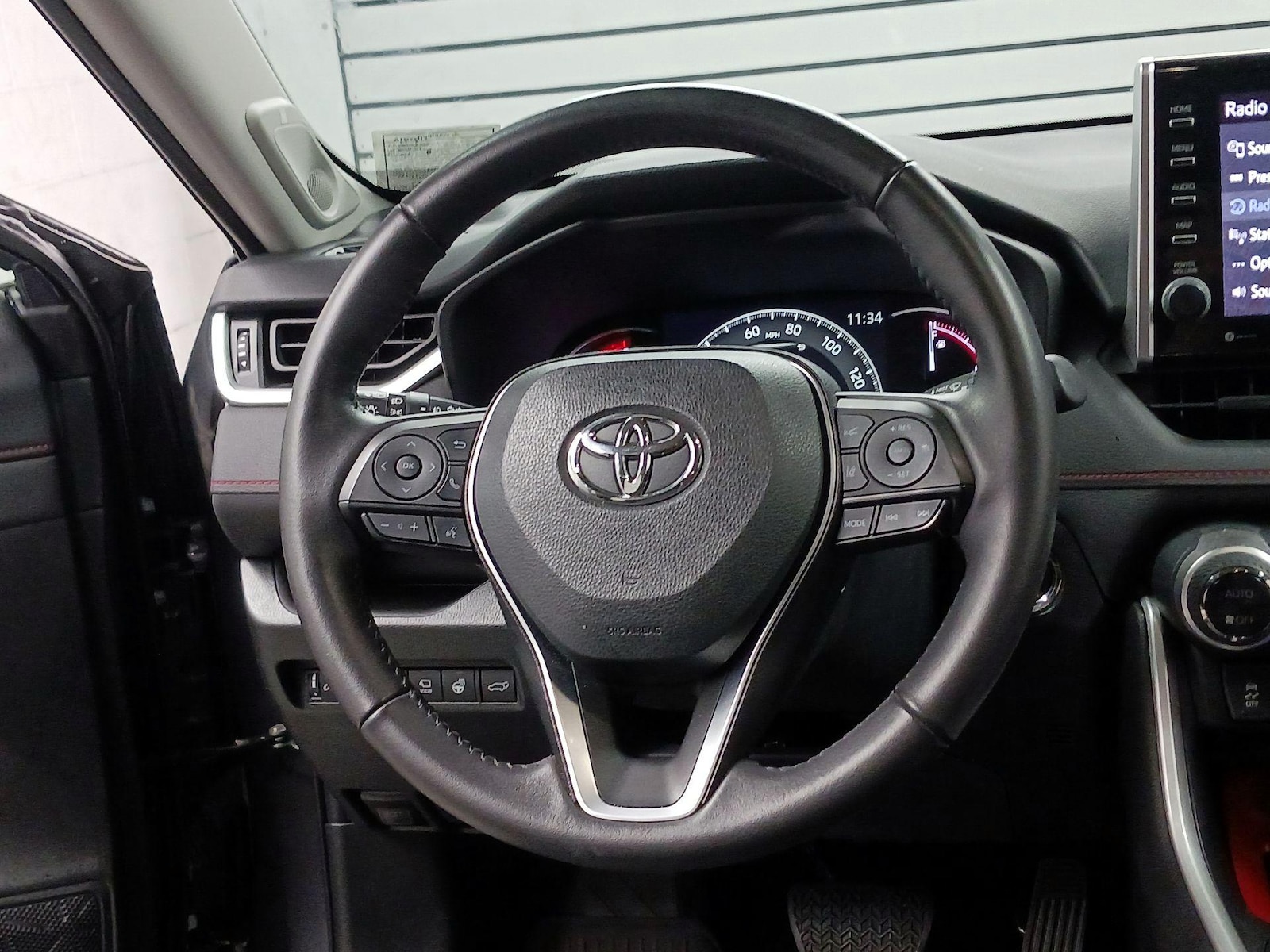 2022 Toyota RAV4 TRD Off-Road - Photo 9