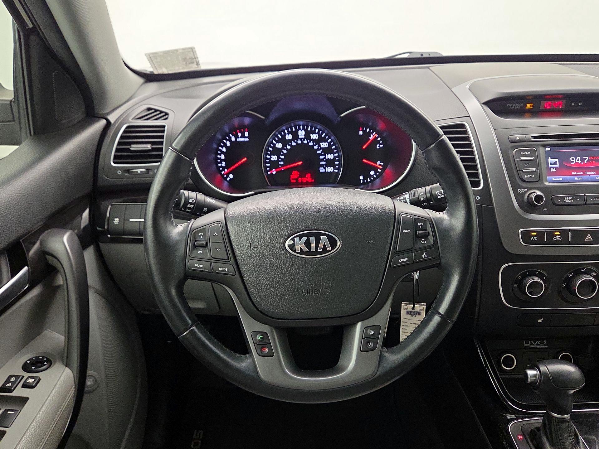 Thumbnail: 2014 Kia Sorento - 10