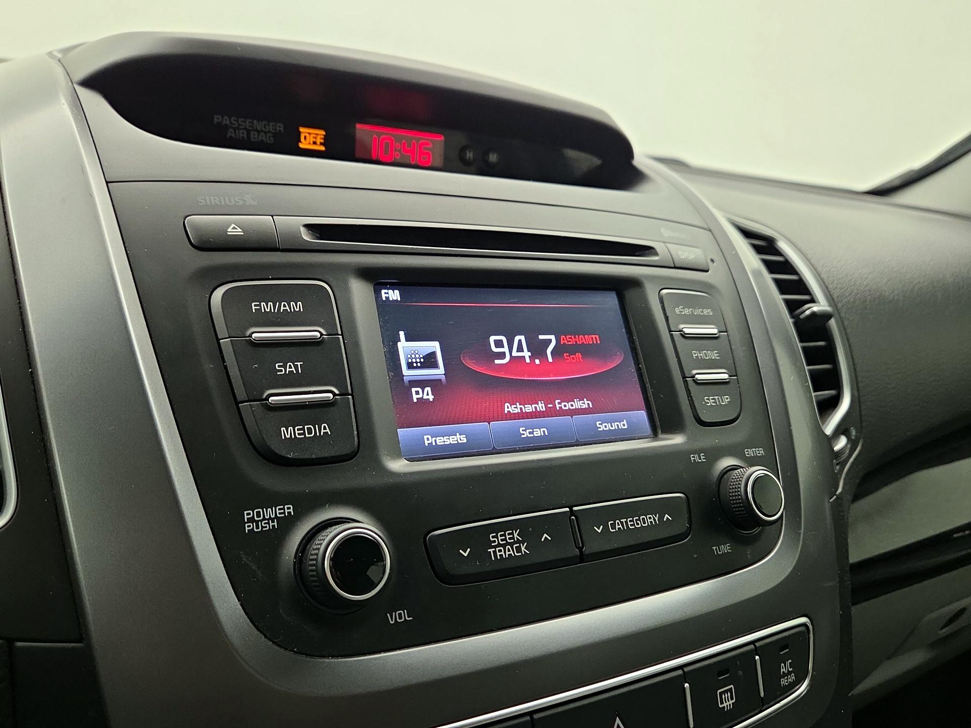 Thumbnail: 2014 Kia Sorento - 15