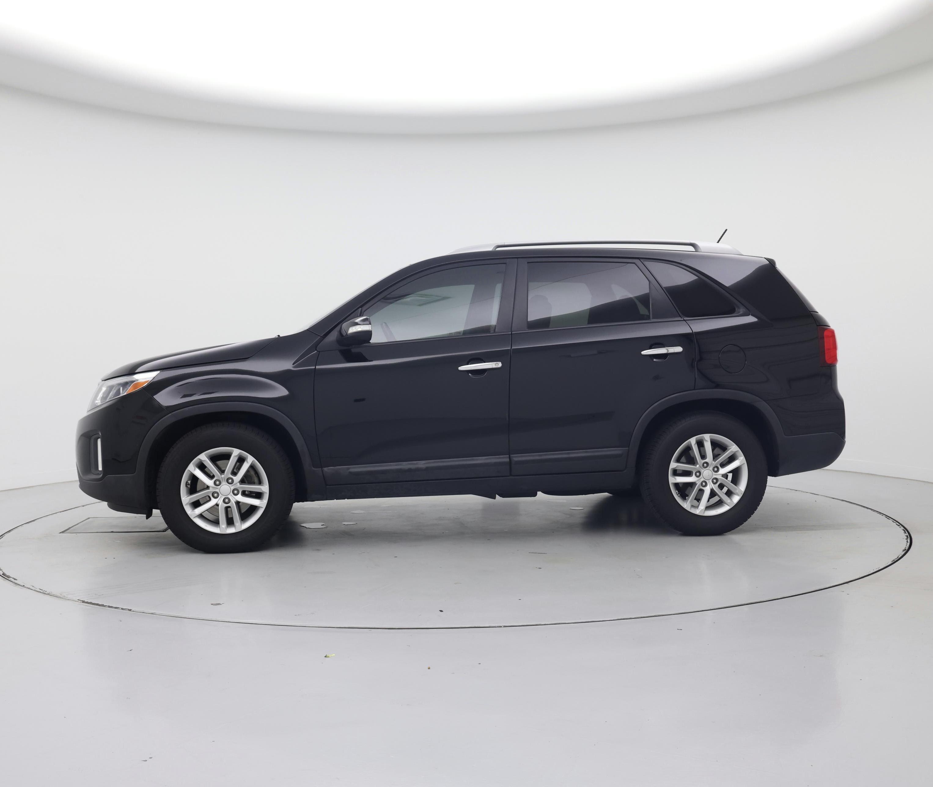 Thumbnail: 2014 Kia Sorento - 3