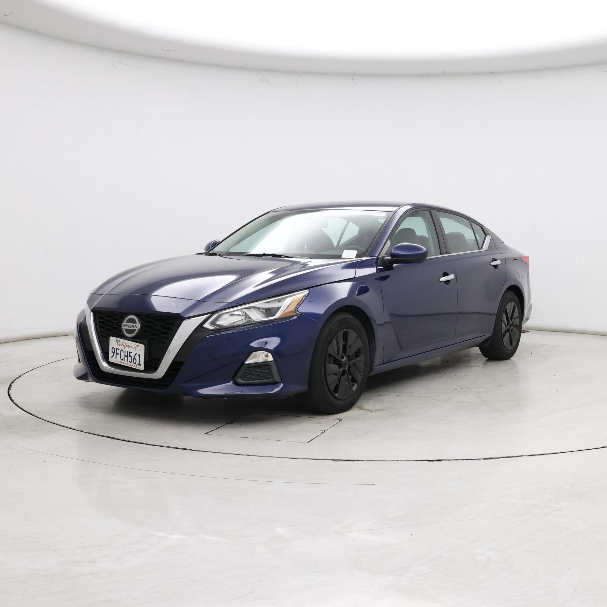 Thumbnail: 2020 Nissan Altima - 4