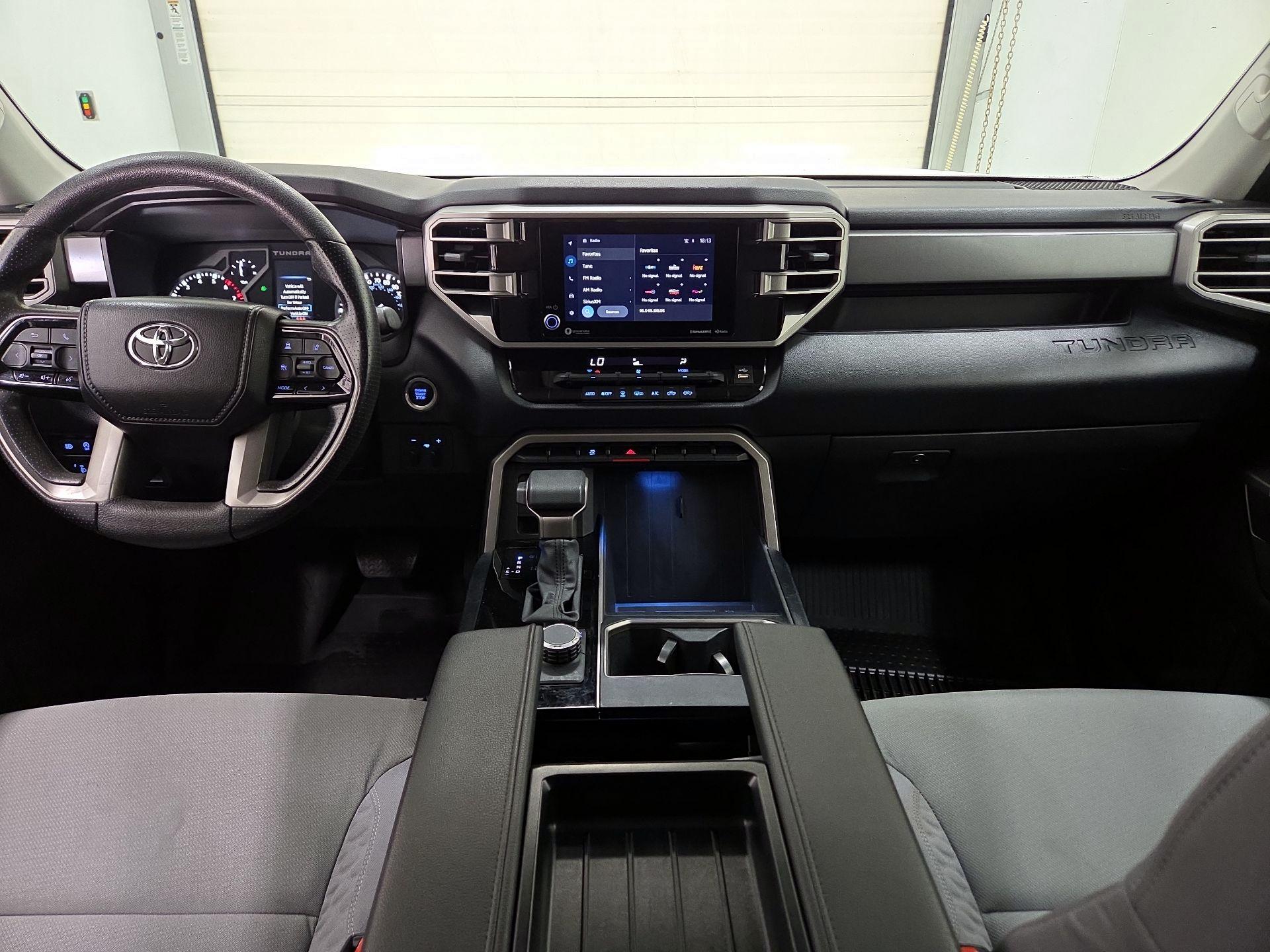 Thumbnail: 2024 Toyota Tundra - 9