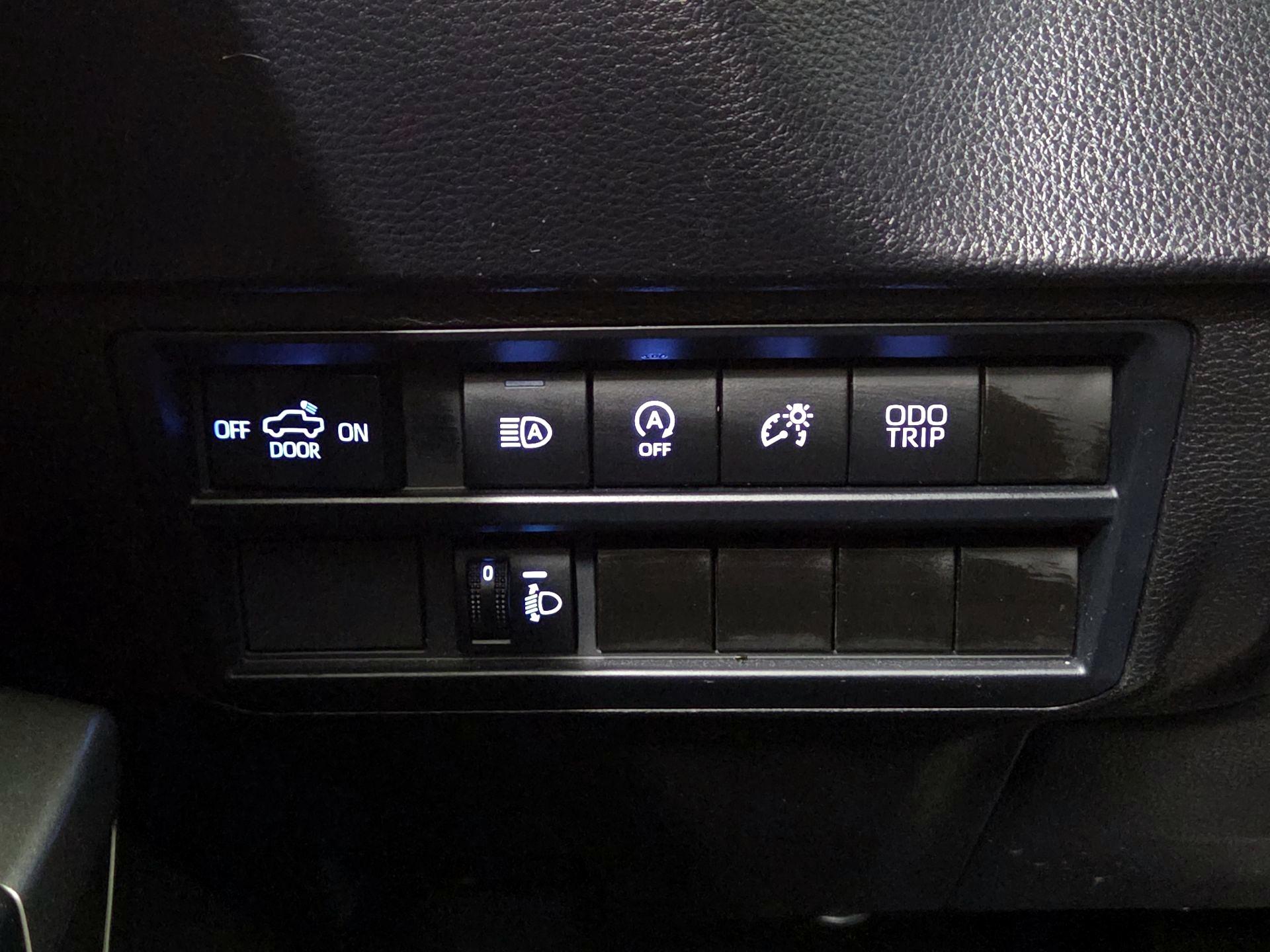Thumbnail: 2024 Toyota Tundra - 13