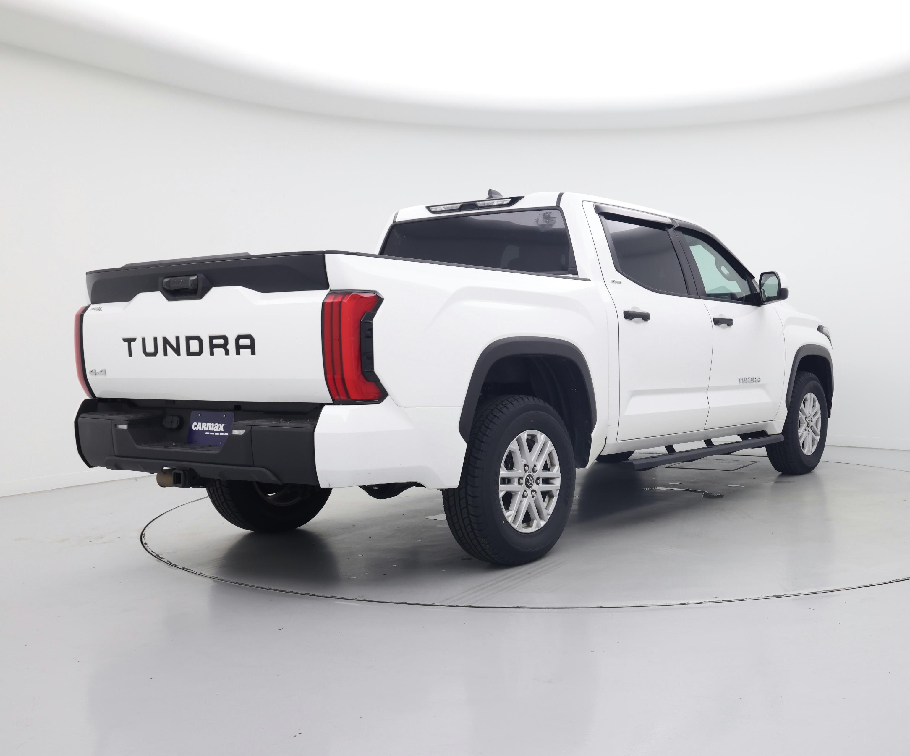 Thumbnail: 2024 Toyota Tundra - 8