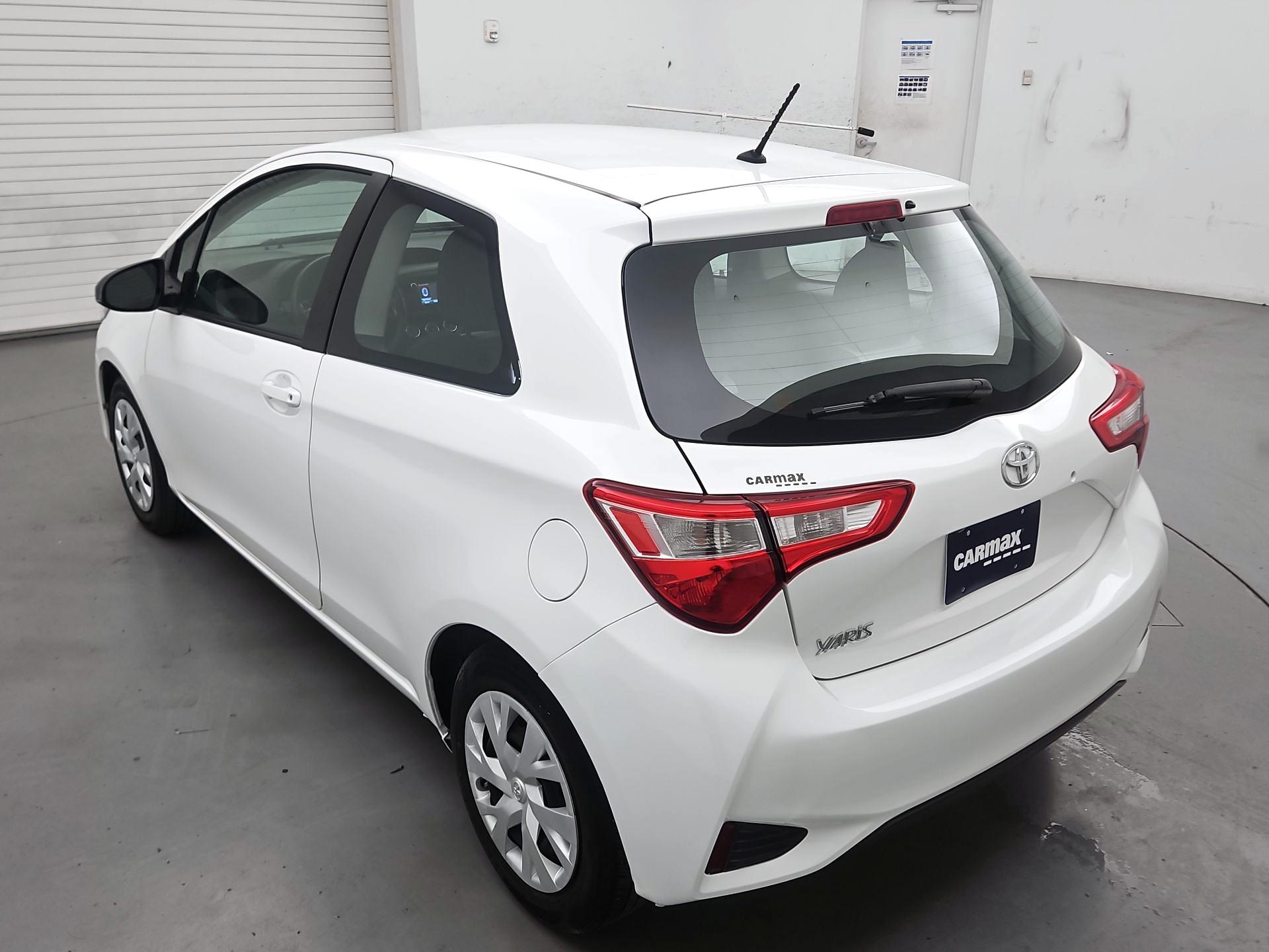 Thumbnail: 2018 Toyota Yaris - 7