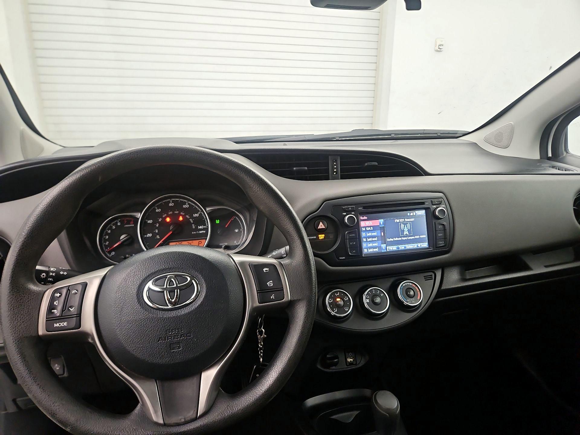 Thumbnail: 2018 Toyota Yaris - 8