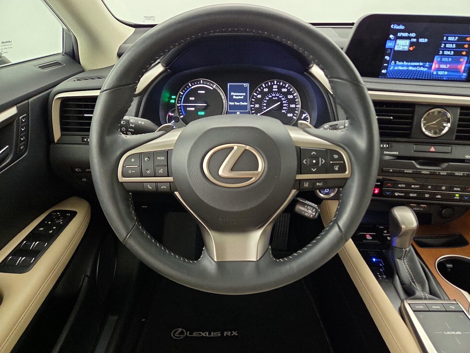 2022 Lexus RX Hybrid 450h - Photo 11