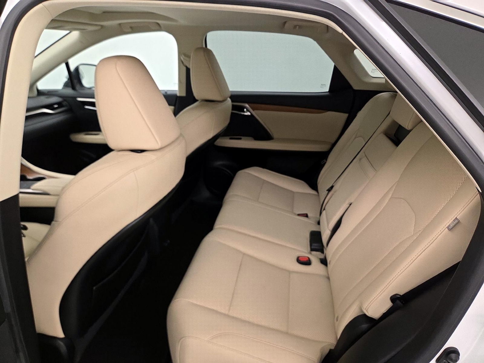 2022 Lexus RX Hybrid 450h - Photo 21