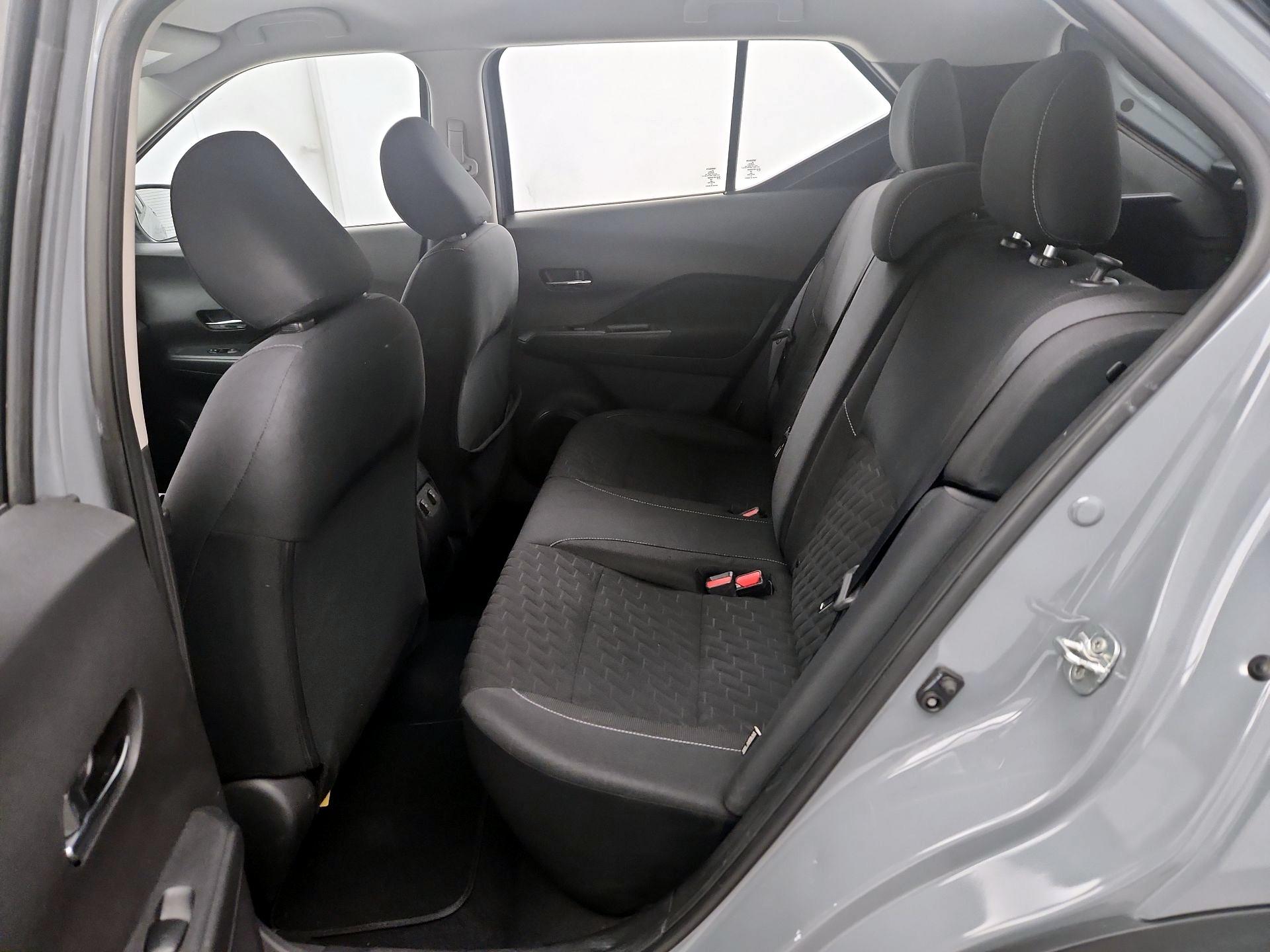 Thumbnail: 2021 Nissan Kicks - 18