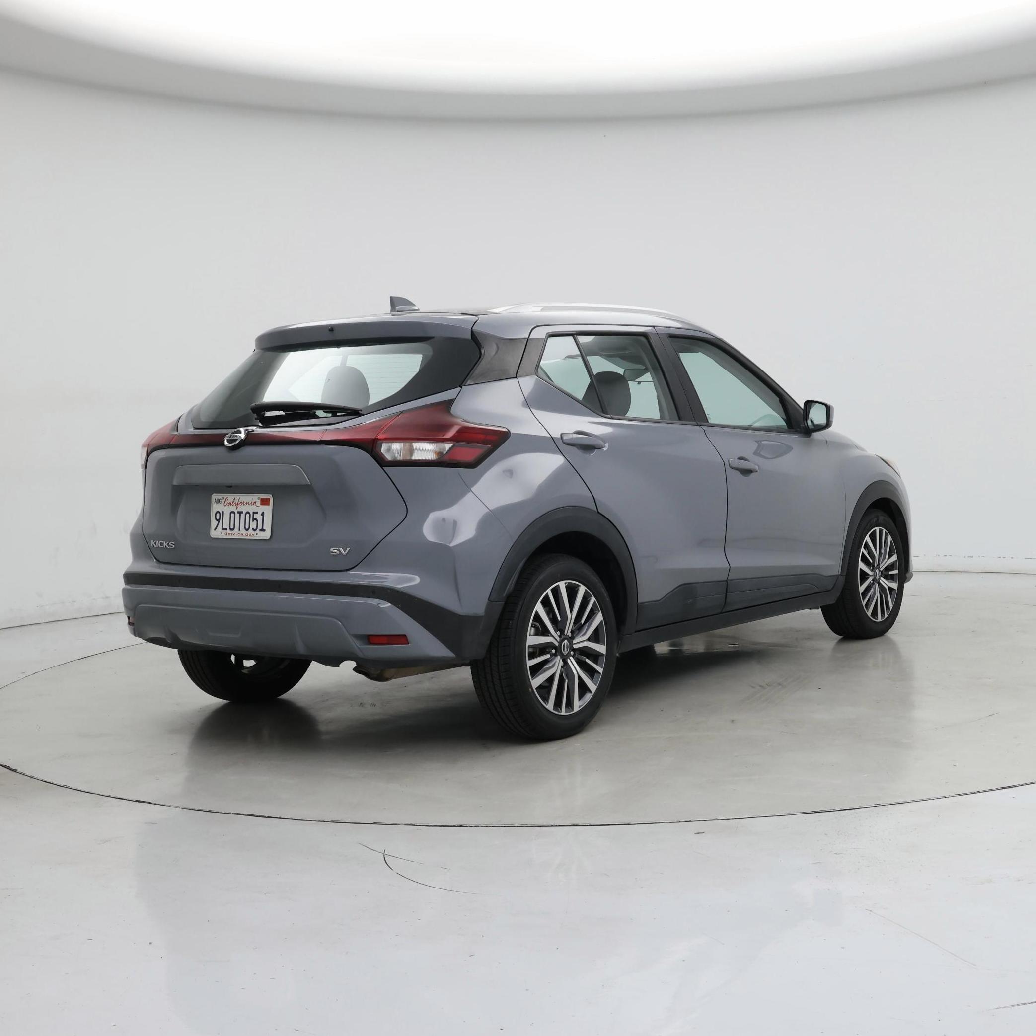 Thumbnail: 2021 Nissan Kicks - 8