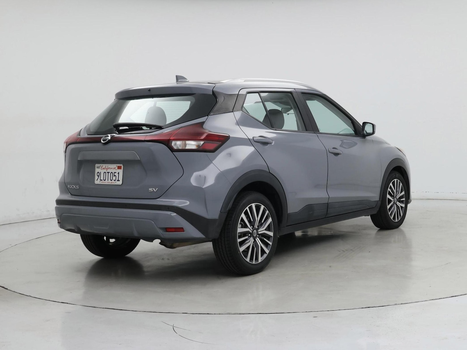 2021 Nissan Kicks SV - Photo 9