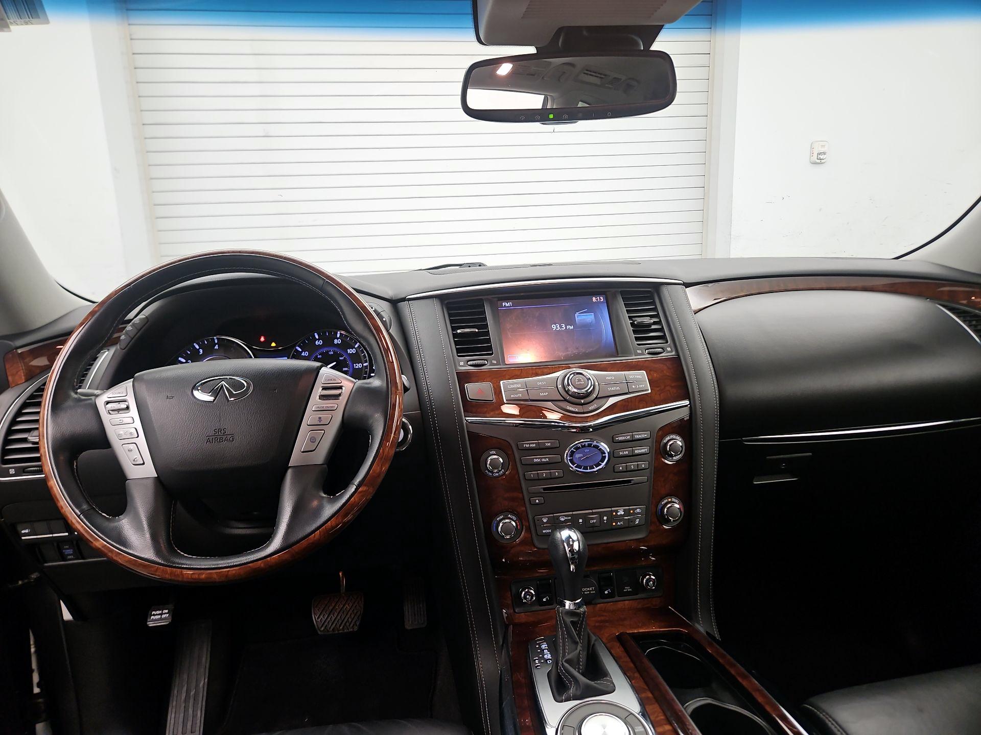Thumbnail: 2017 INFINITI QX80 - 9