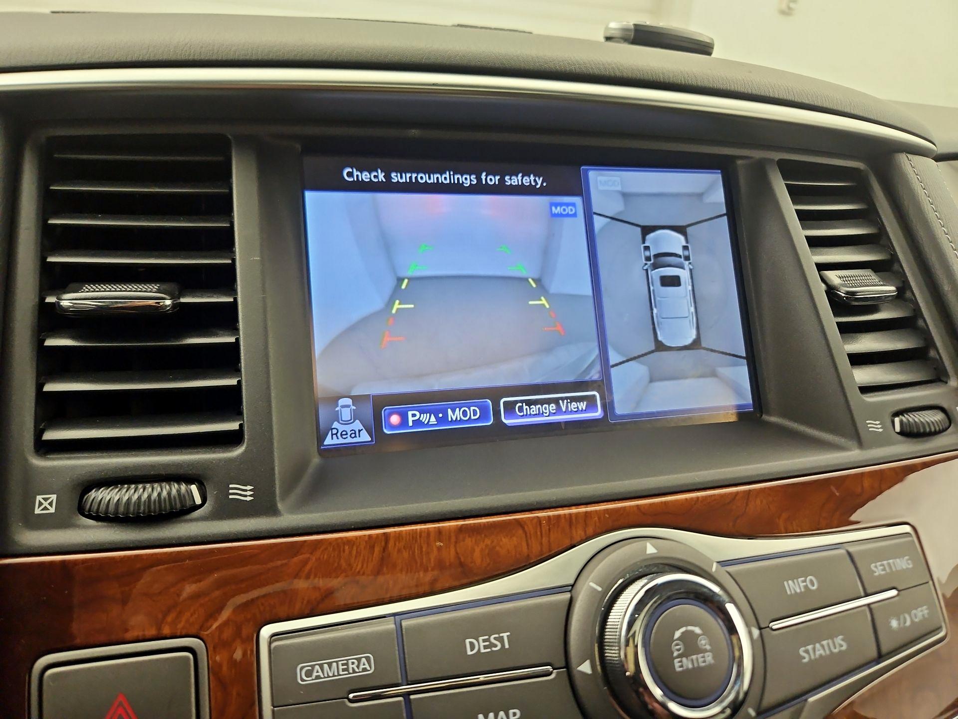 Thumbnail: 2017 INFINITI QX80 - 14
