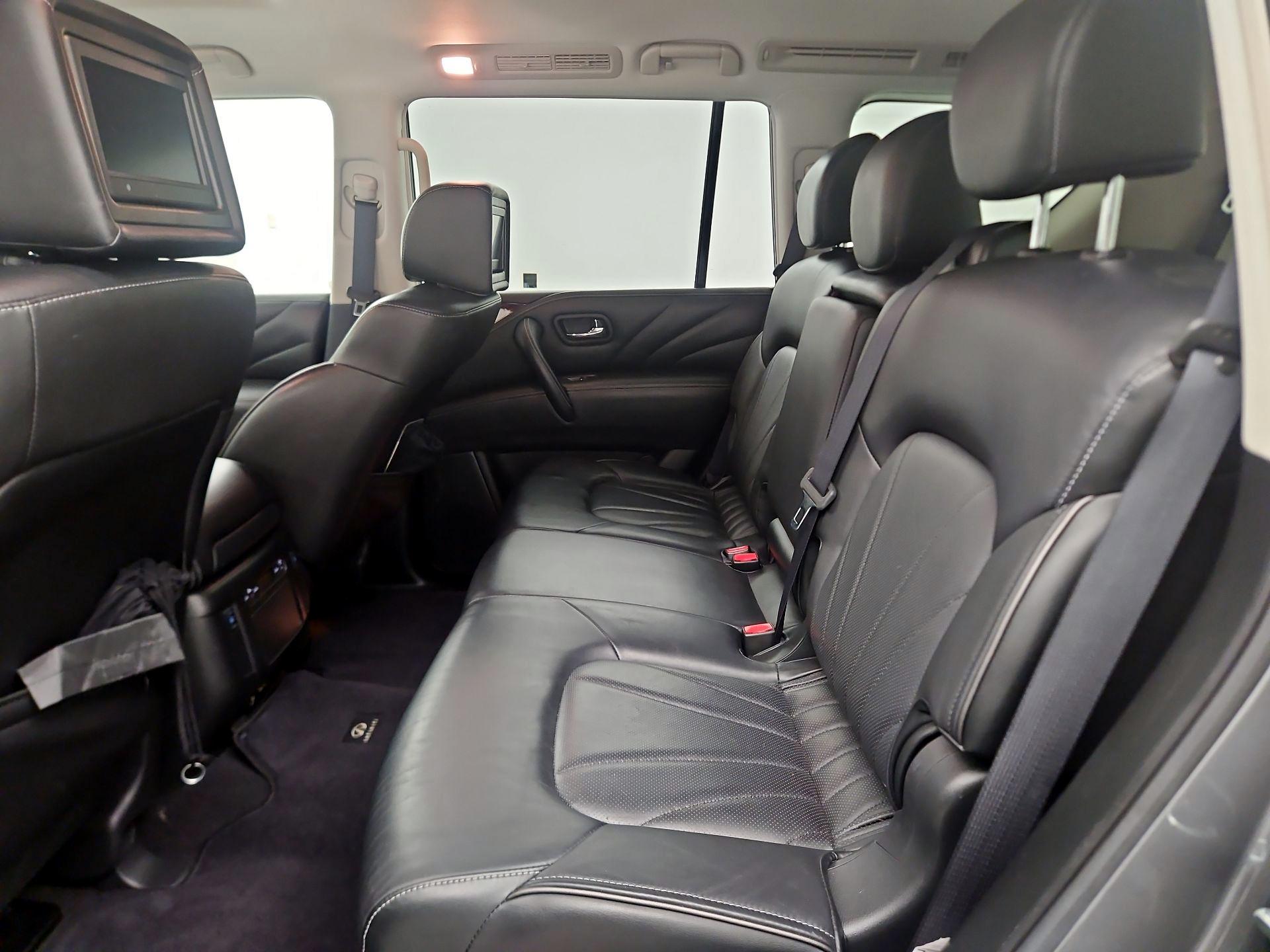 Thumbnail: 2017 INFINITI QX80 - 20