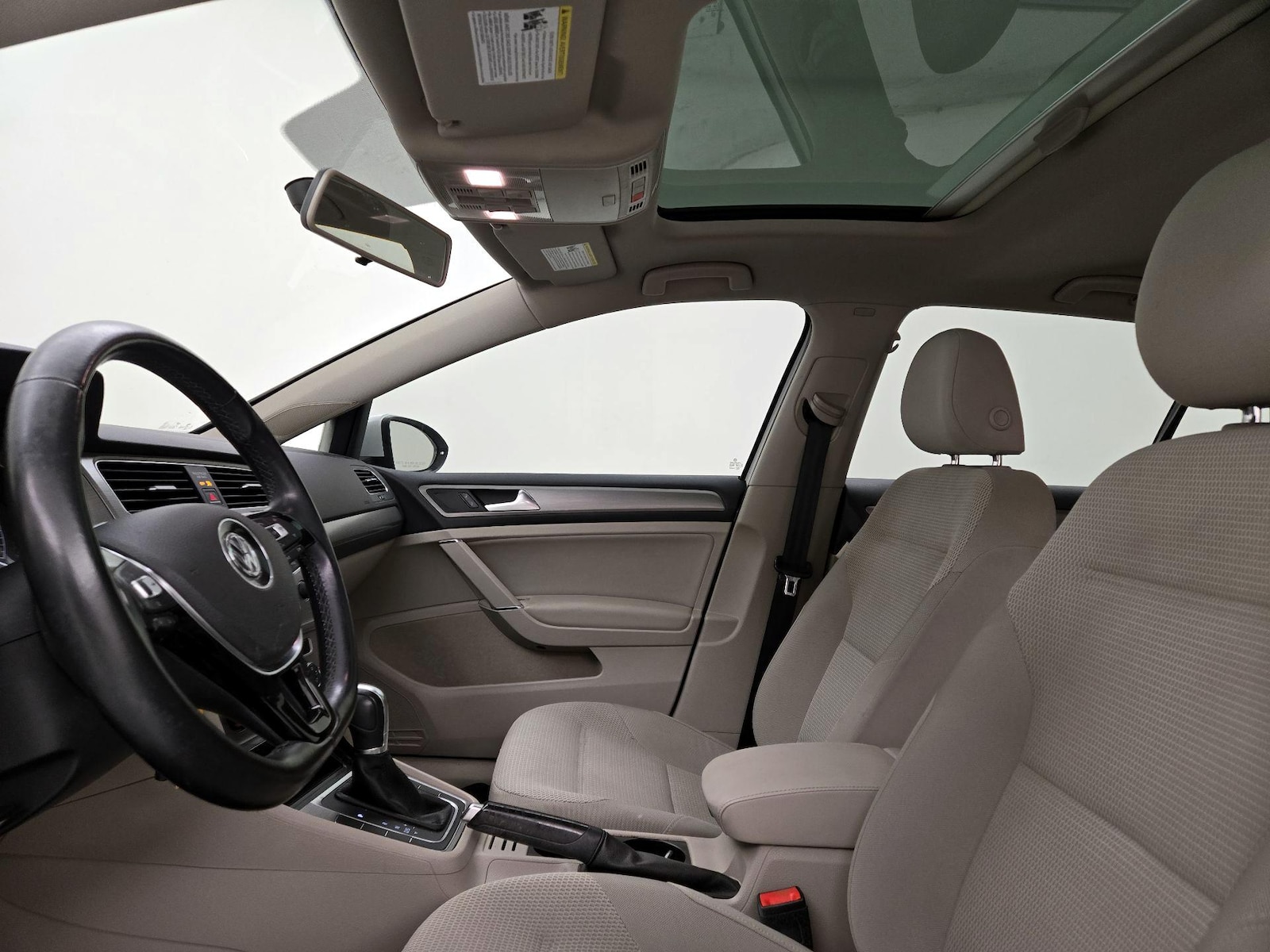 Sunroof(s) & Overhead Airbags