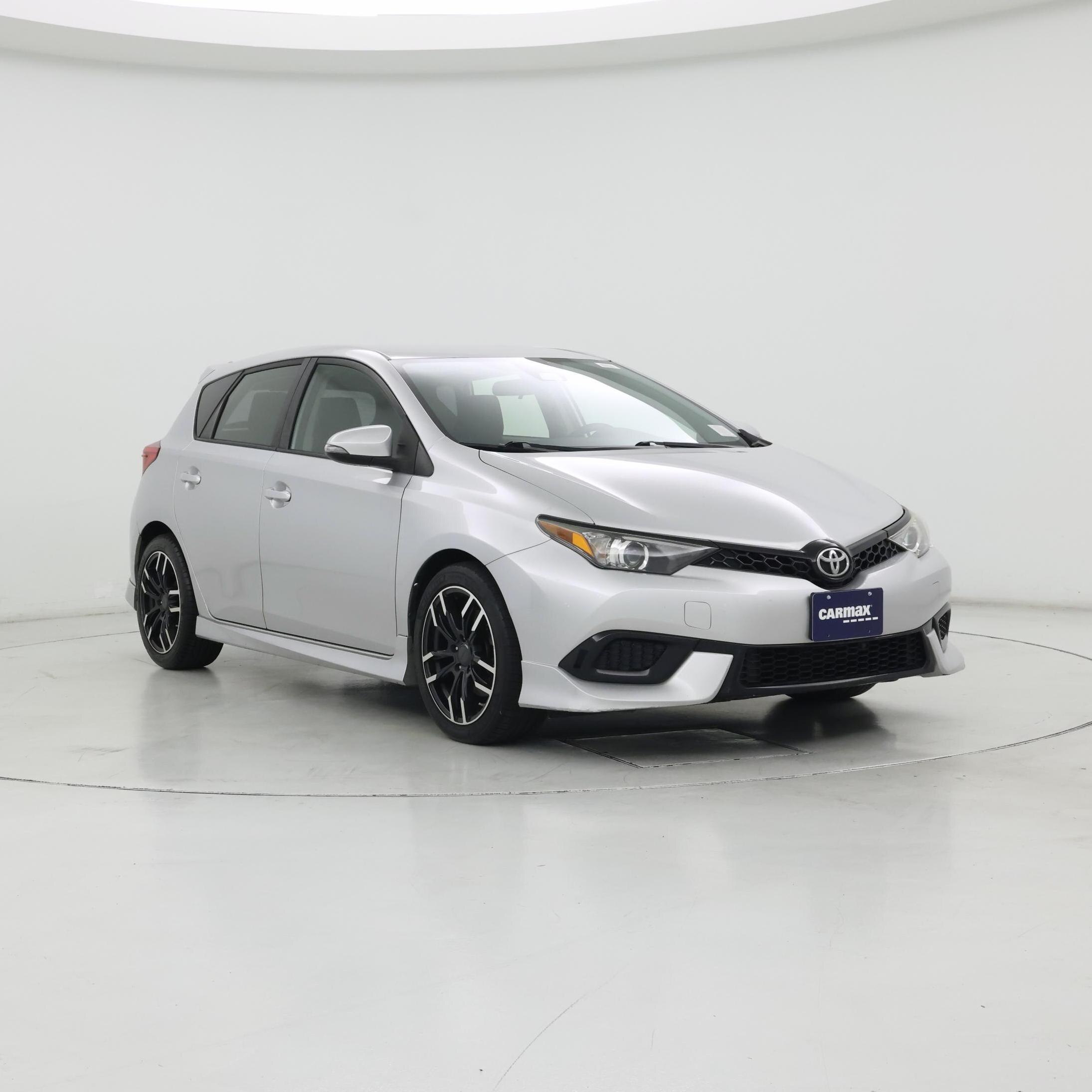 Silver 2017 Toyota Corolla Sedan  Automatic