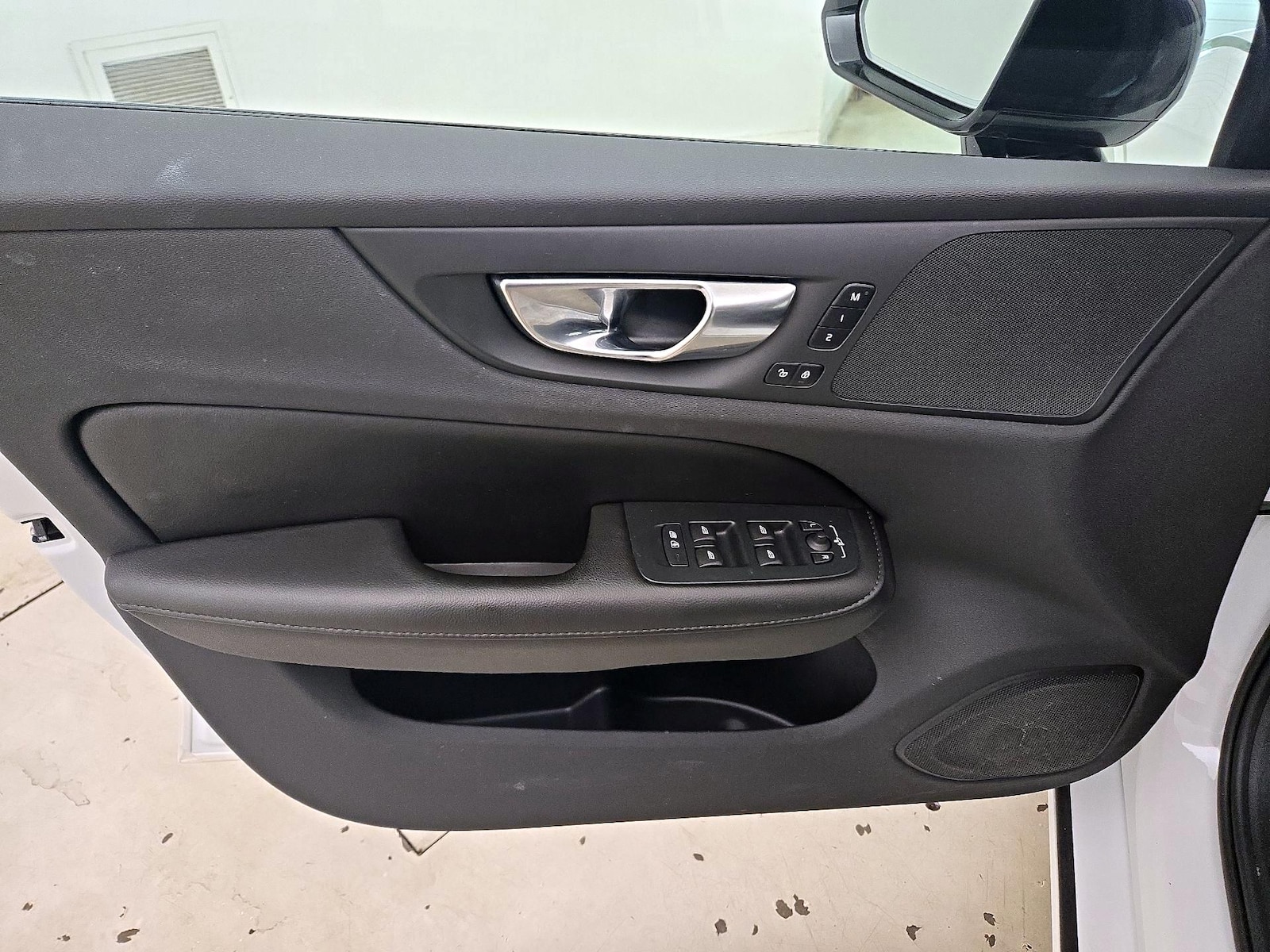 2021 Volvo S60 Momentum - Photo 13