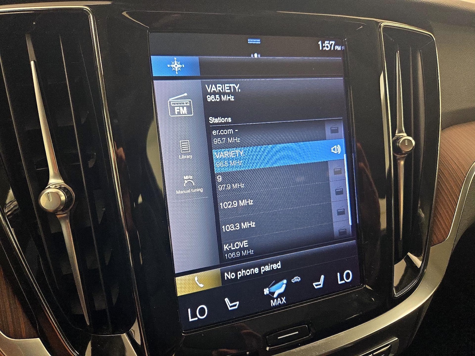 2021 Volvo S60 Momentum - Photo 17