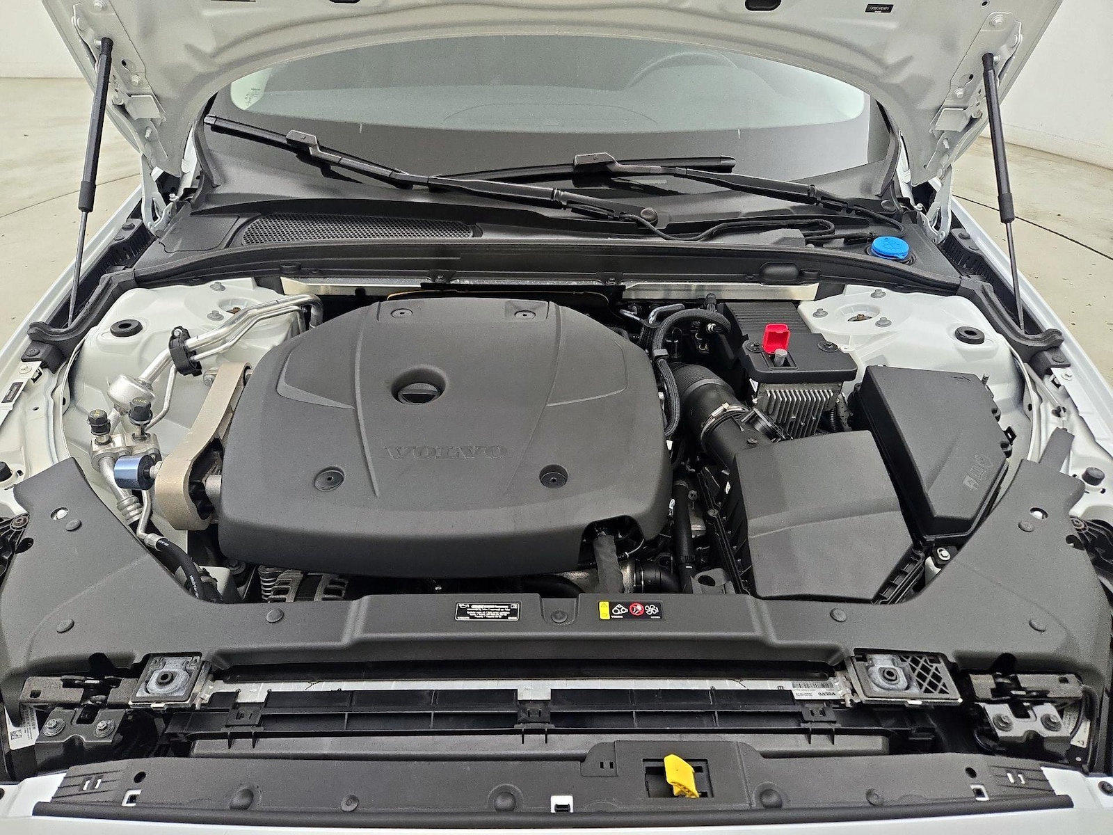 2021 Volvo S60 Momentum - Photo 24