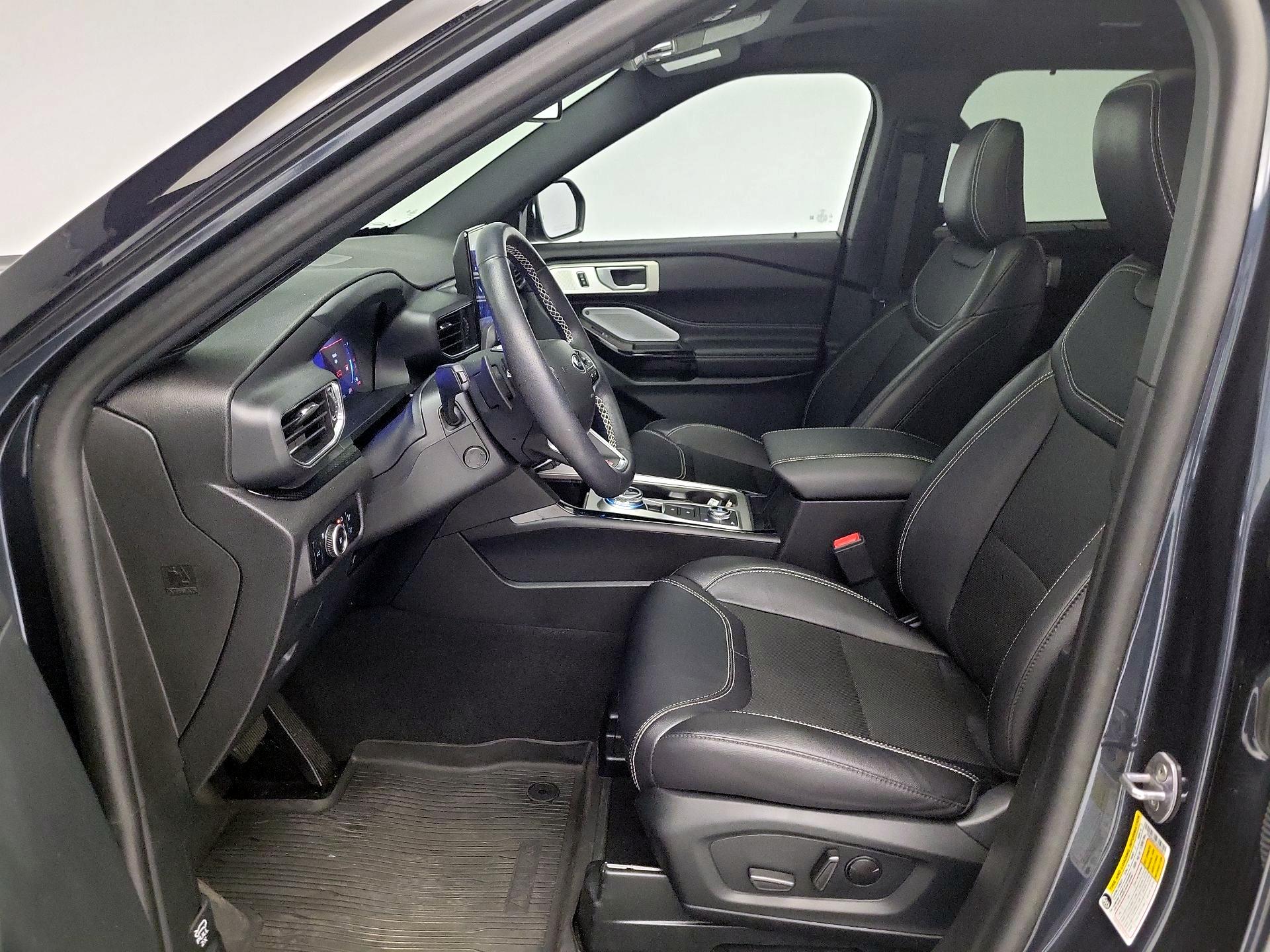 Thumbnail: 2023 Ford Explorer - 11