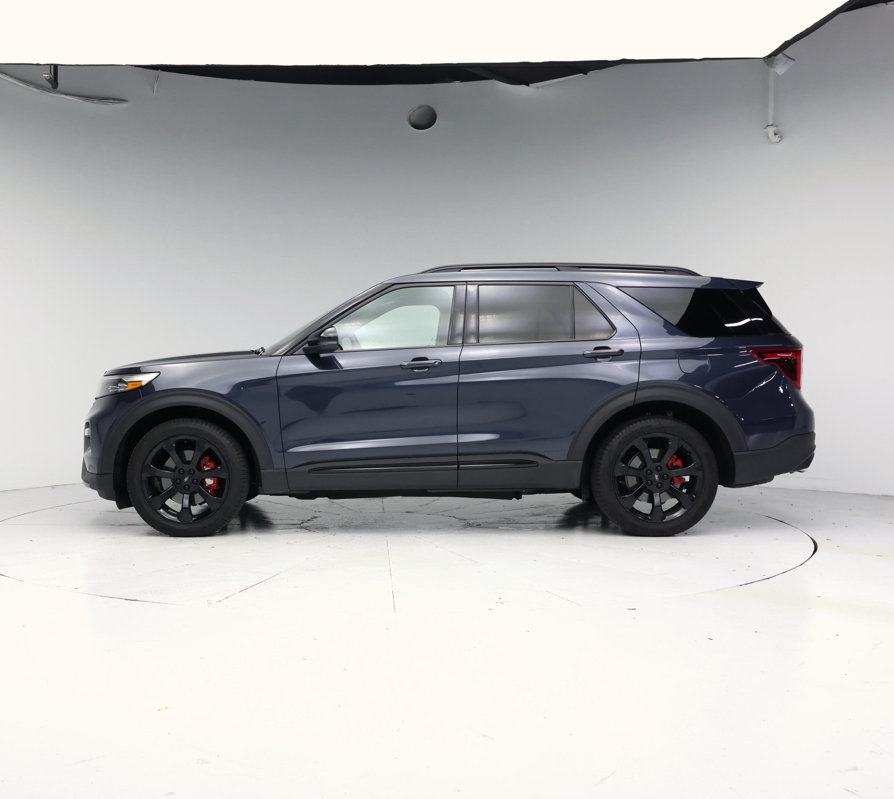 Thumbnail: 2023 Ford Explorer - 3