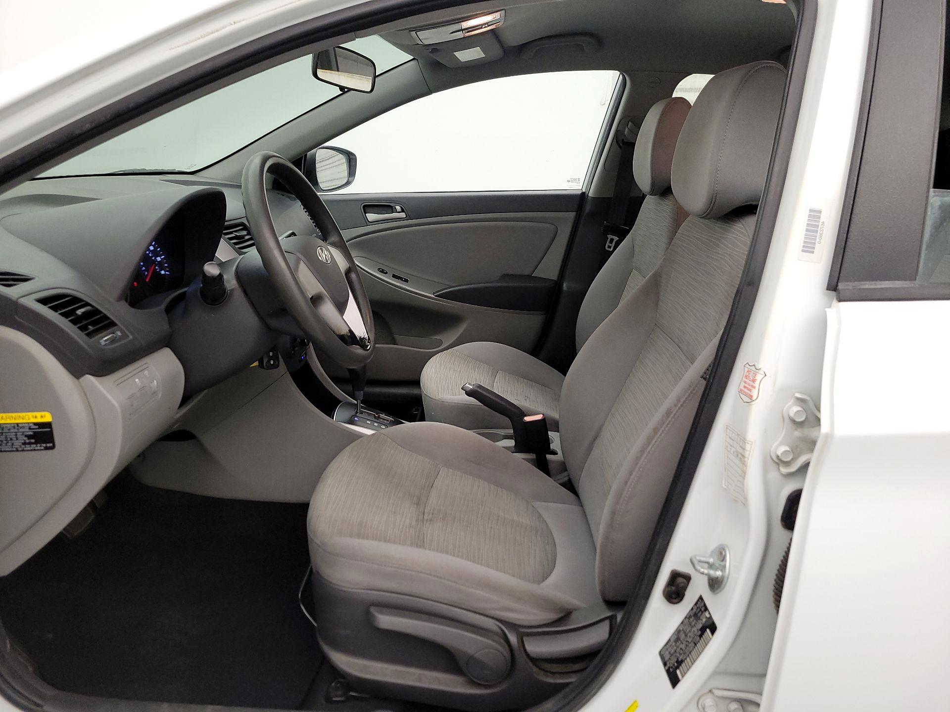 Thumbnail: 2016 Hyundai Accent - 11