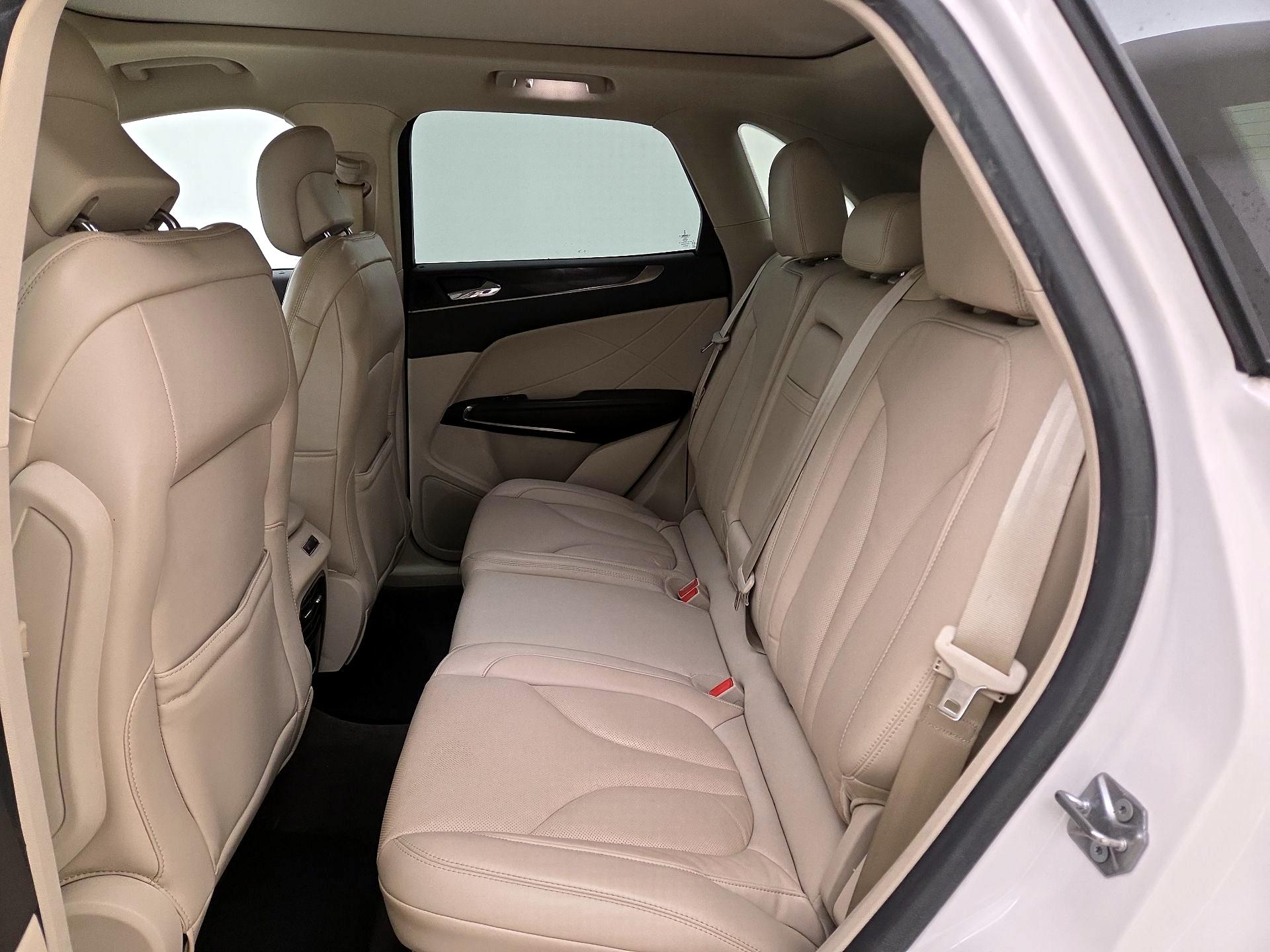Thumbnail: 2018 Lincoln MKC - 20