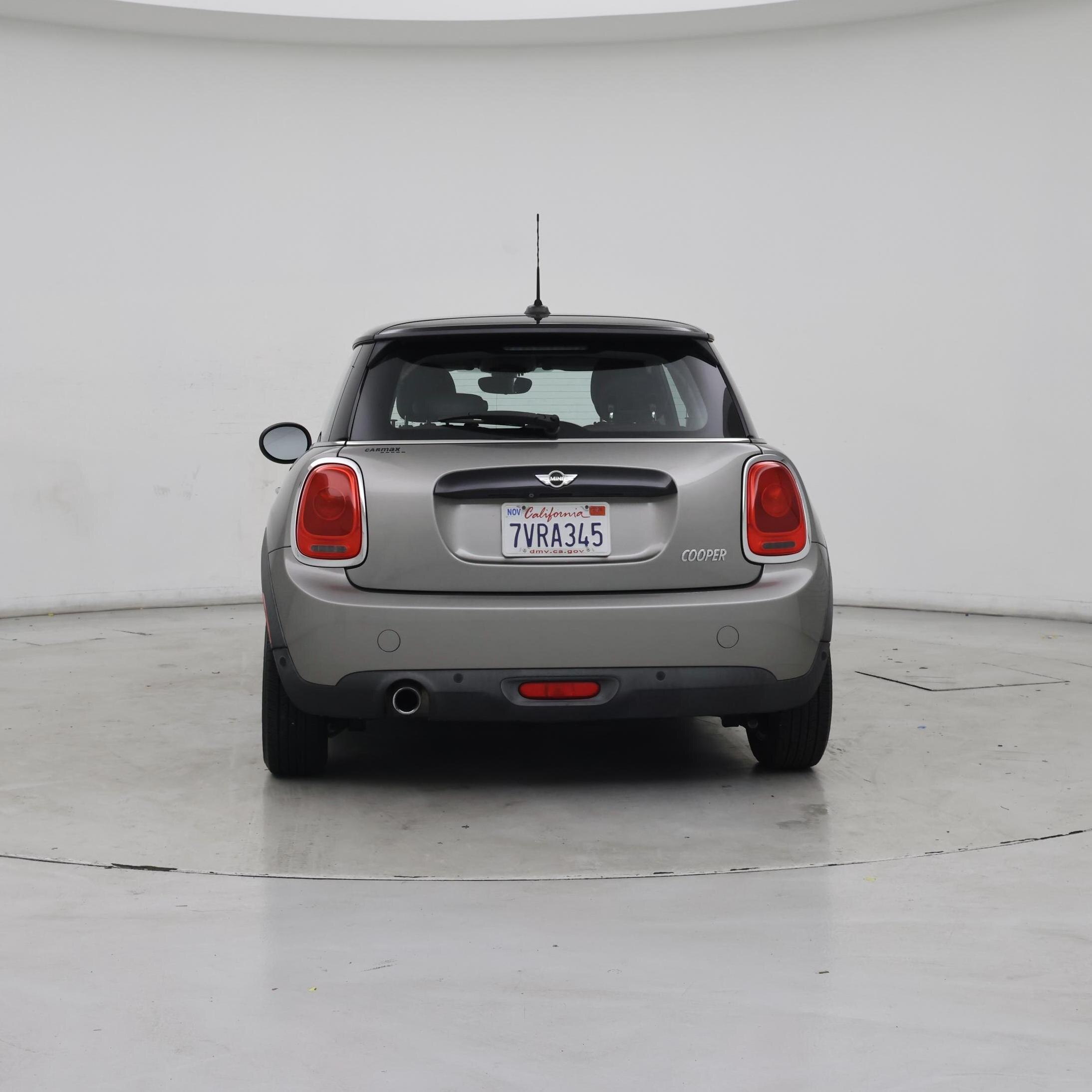 Thumbnail: 2017 MINI Cooper Hardtop - 6