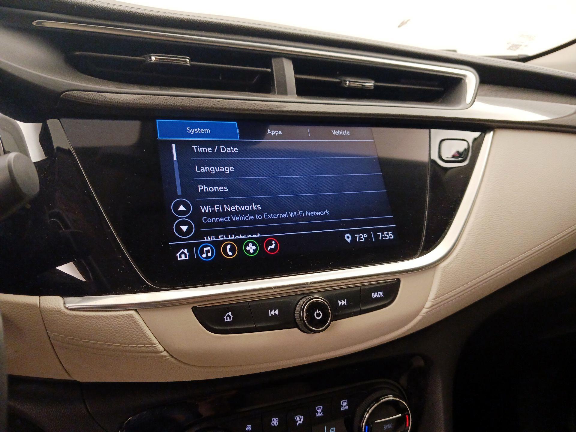 Thumbnail: 2021 Buick Encore GX - 15