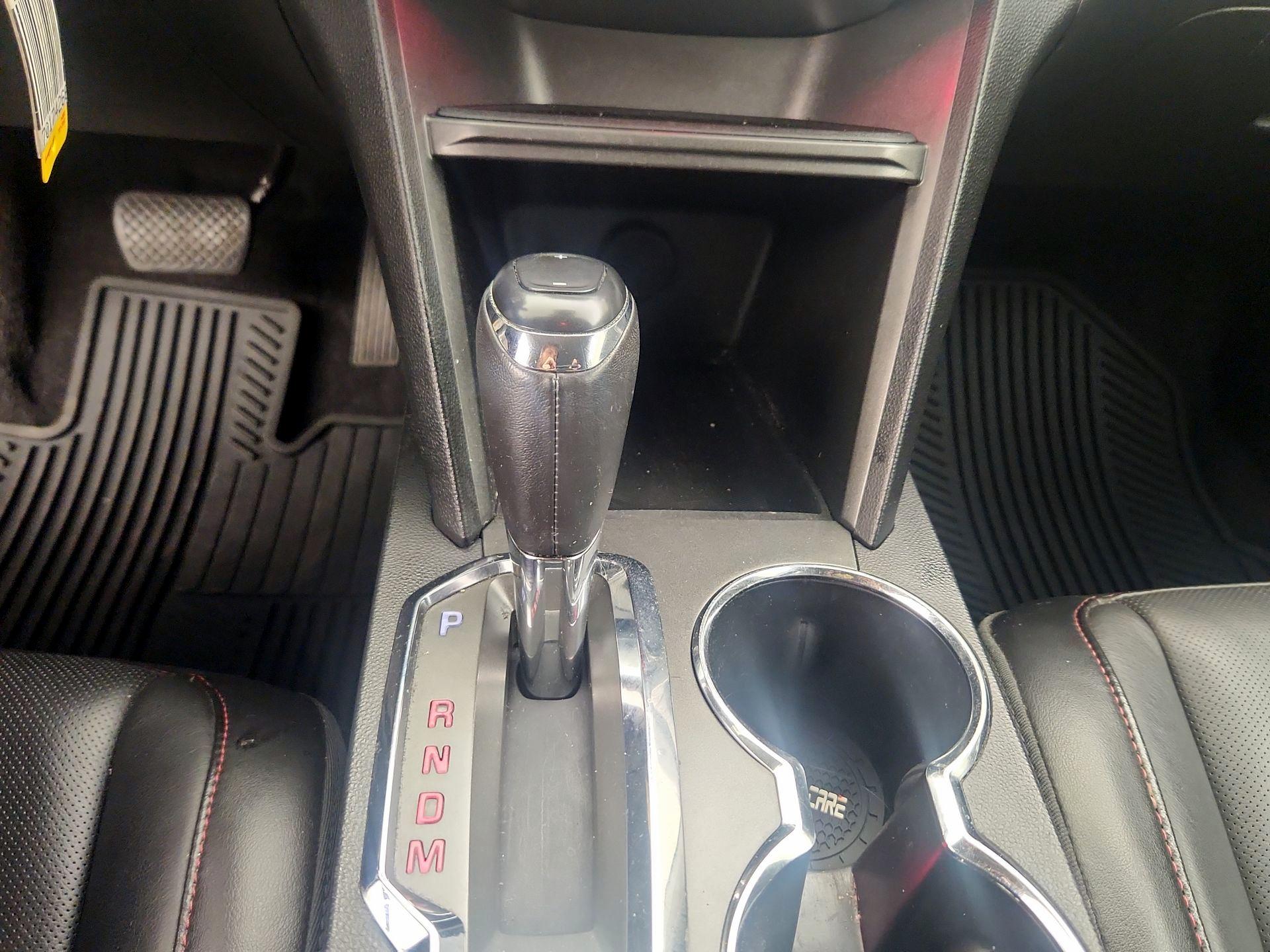 Thumbnail: 2016 GMC Terrain - 16