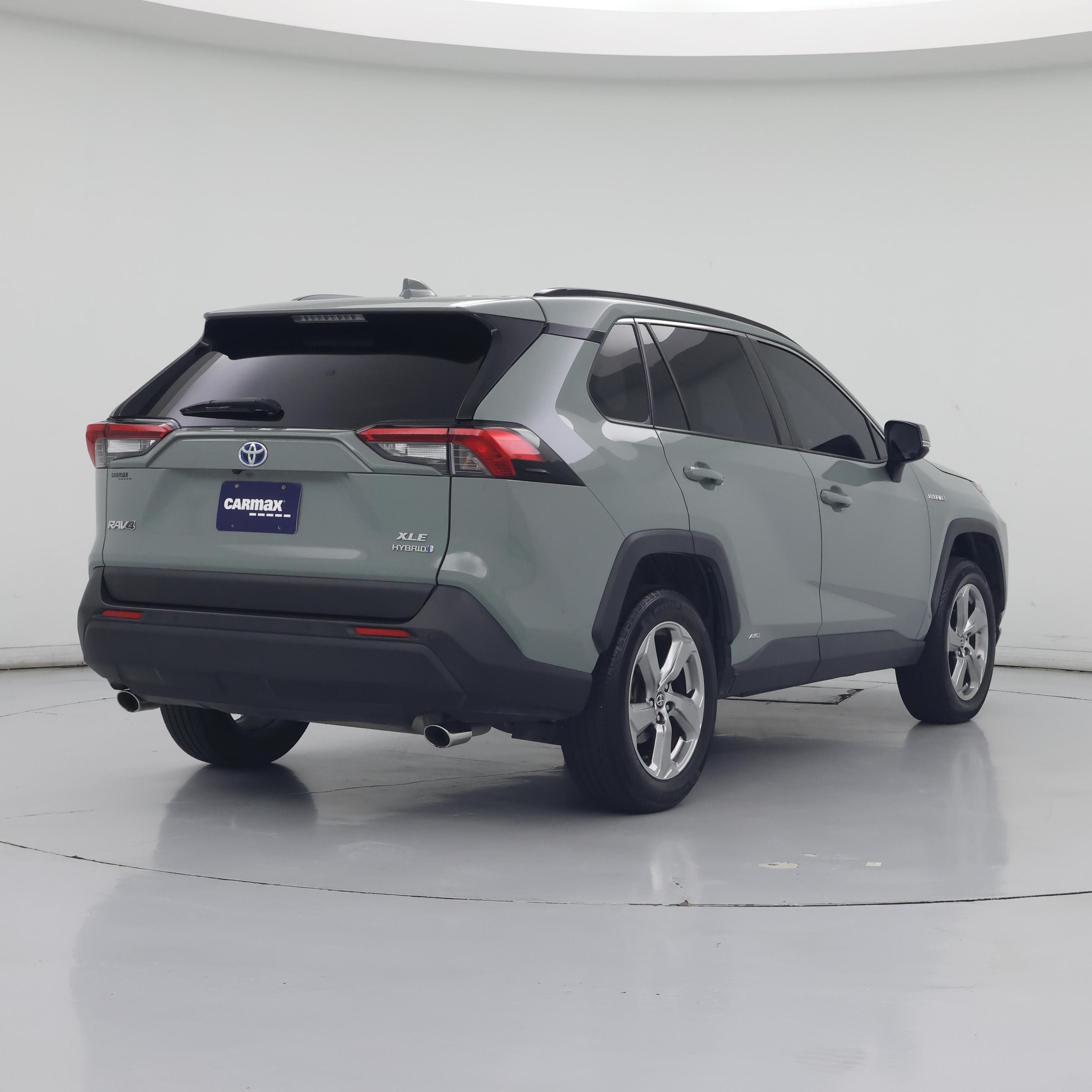 Thumbnail: 2021 Toyota RAV4 - 8