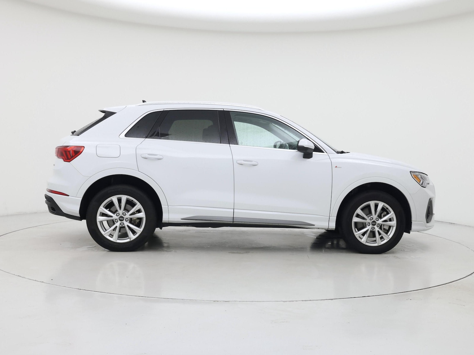 2023 Audi Q3 S Line Premium Plus - Photo 8