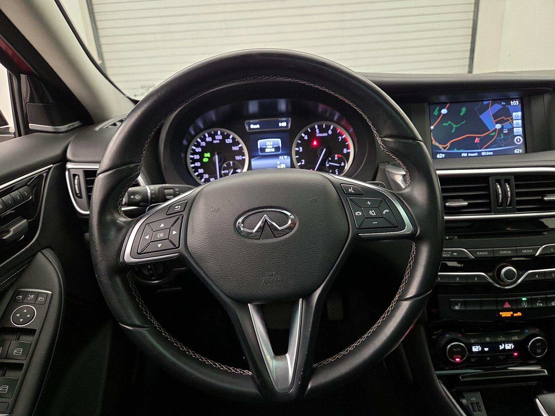 Thumbnail: 2018 INFINITI QX30 - 10