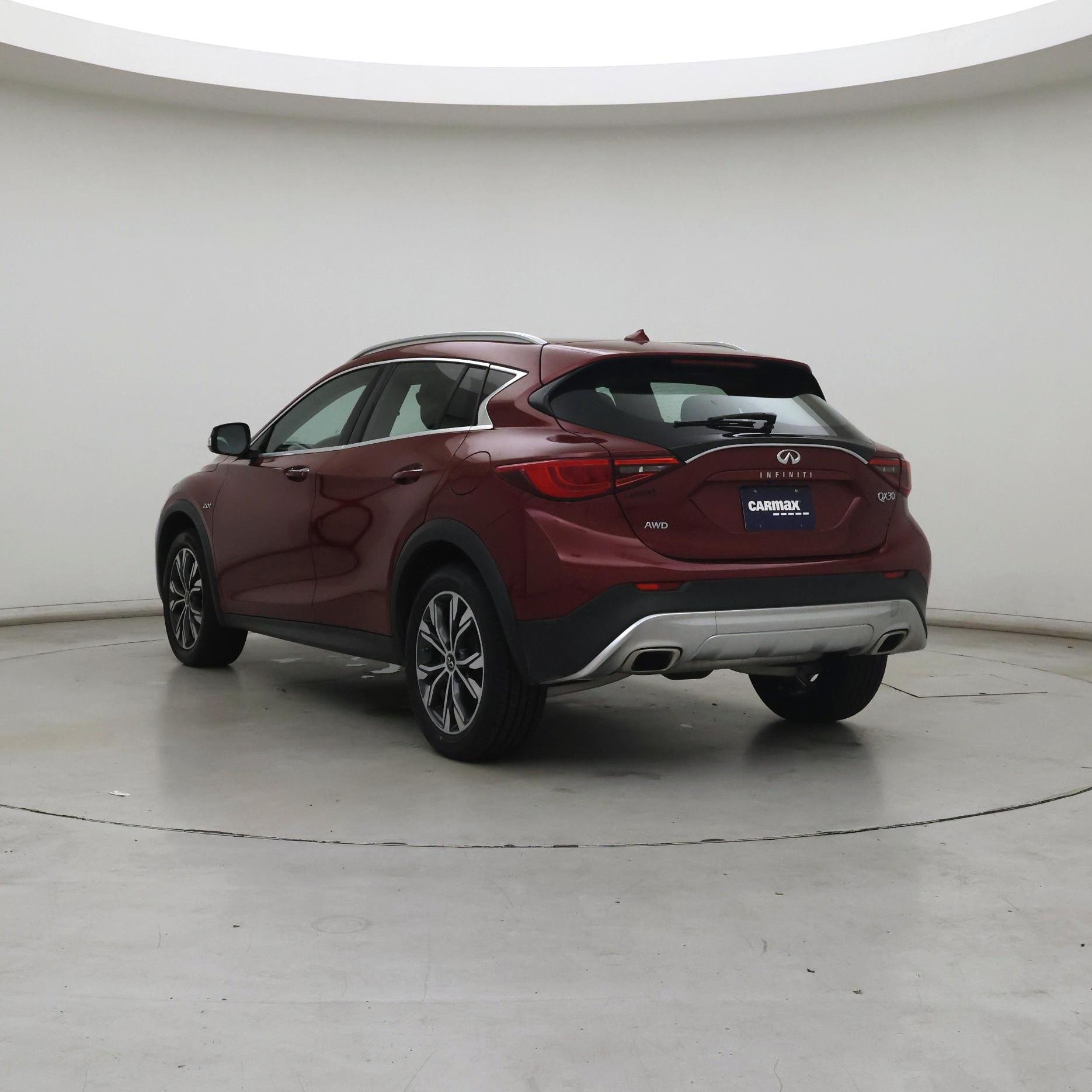 Thumbnail: 2018 INFINITI QX30 - 2