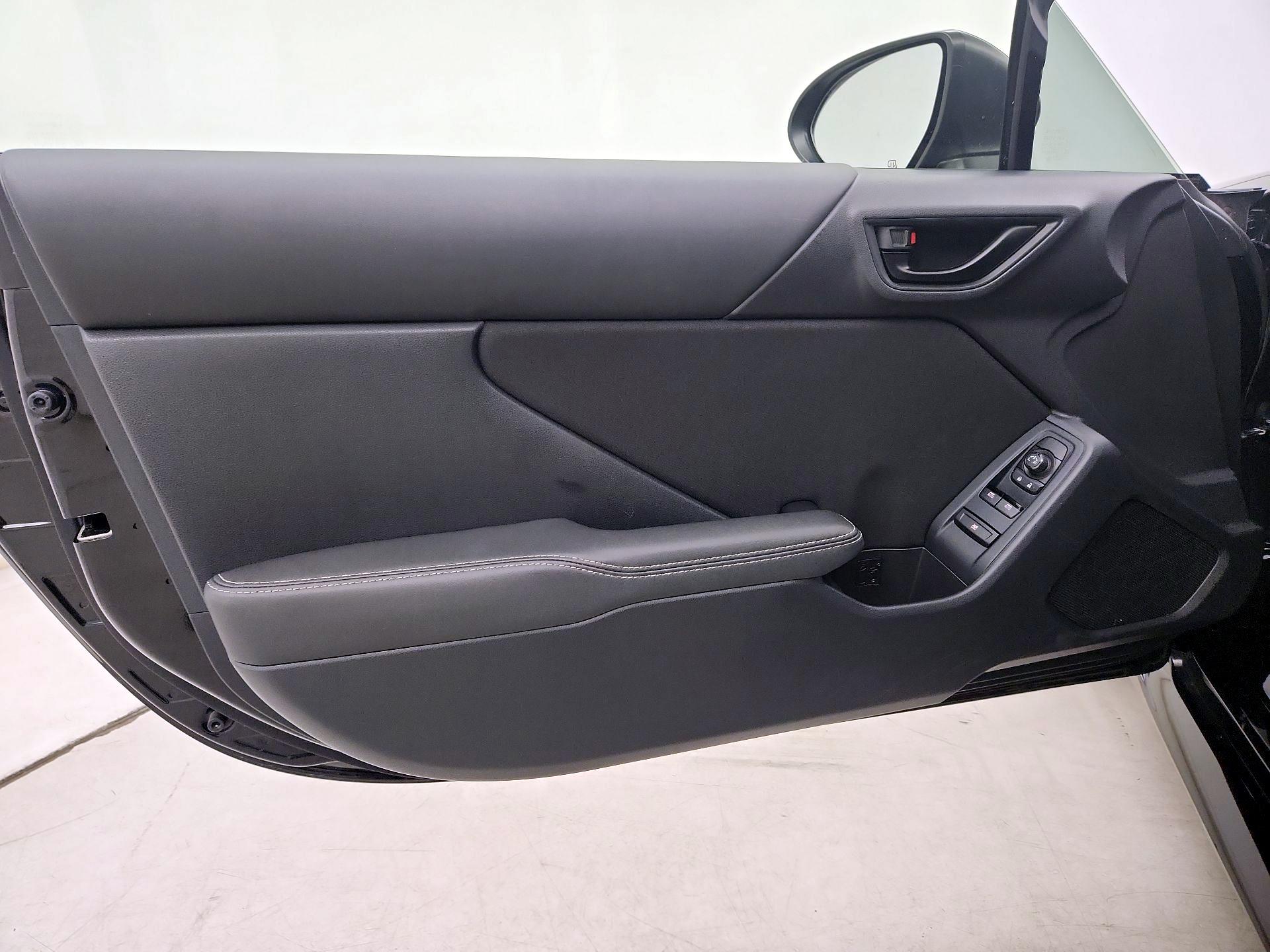 Thumbnail: 2022 Toyota GR86 - 10