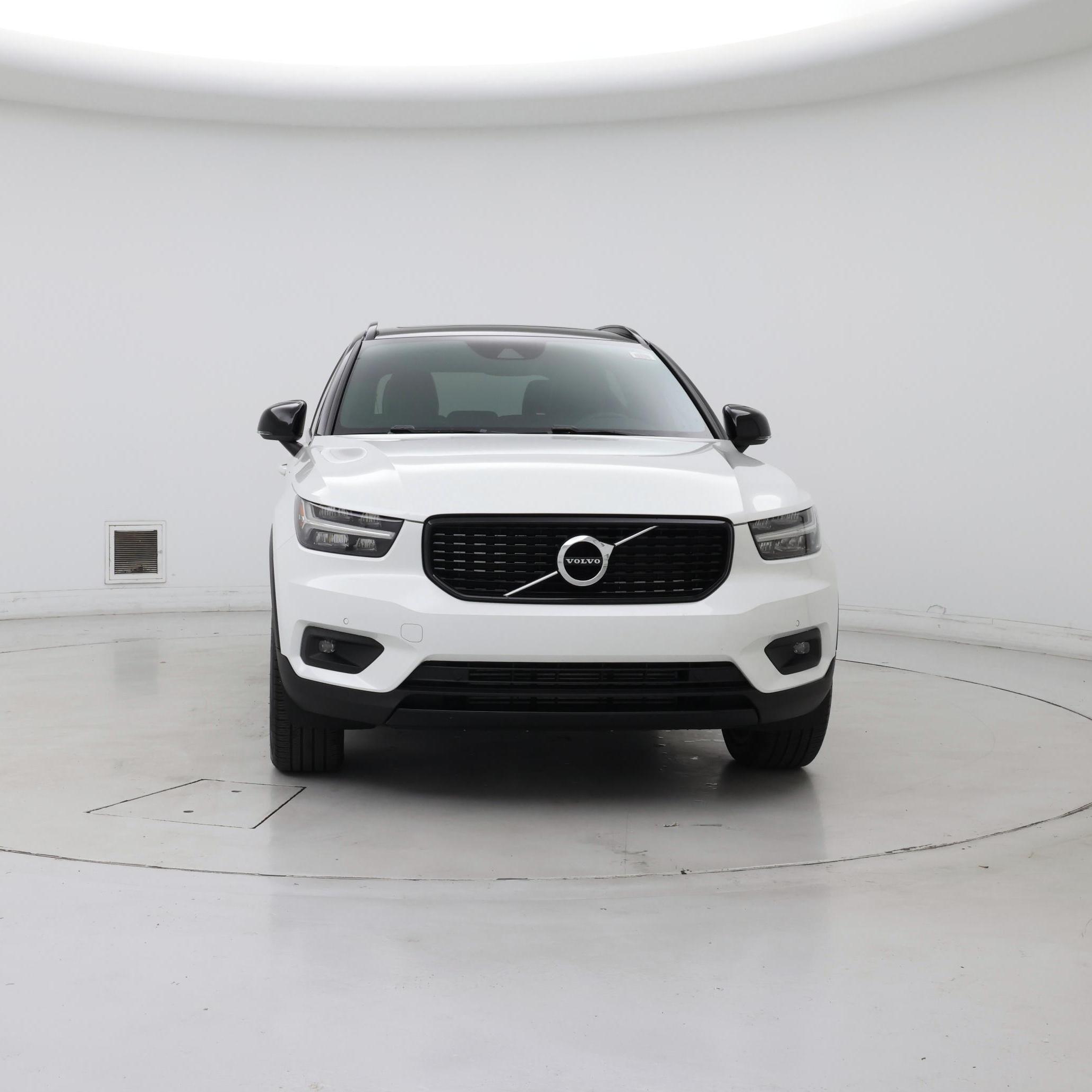 Thumbnail: 2021 Volvo XC40 - 5