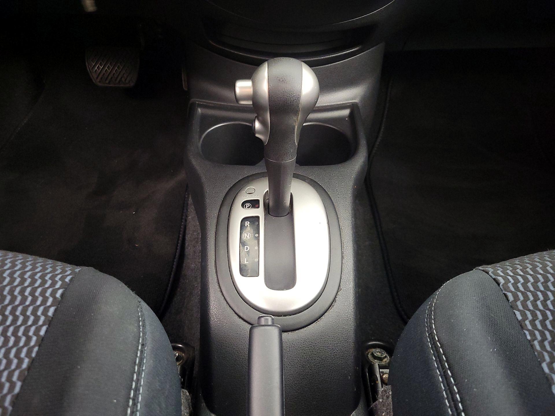 Thumbnail: 2016 Nissan Versa Note - 17