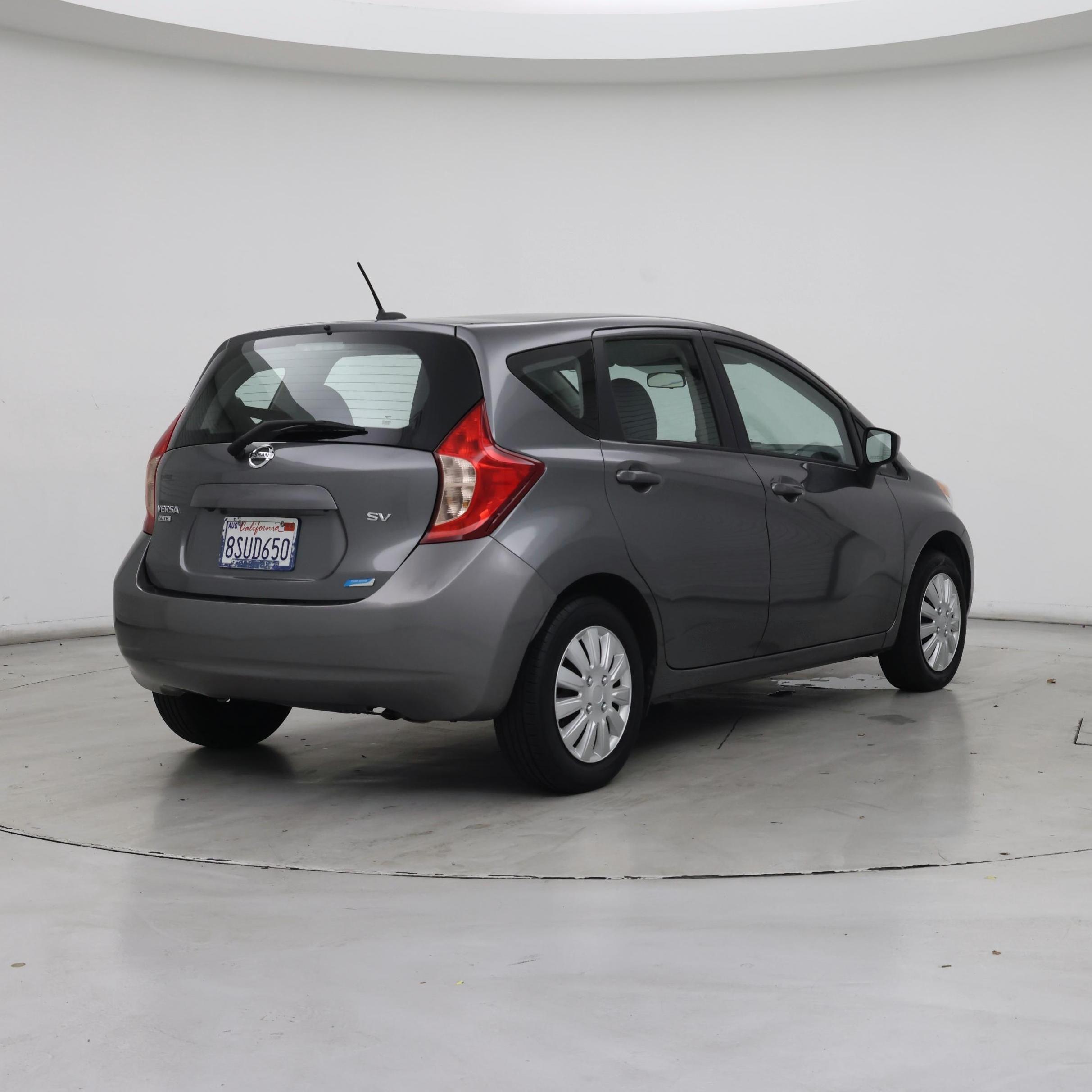 Thumbnail: 2016 Nissan Versa Note - 8